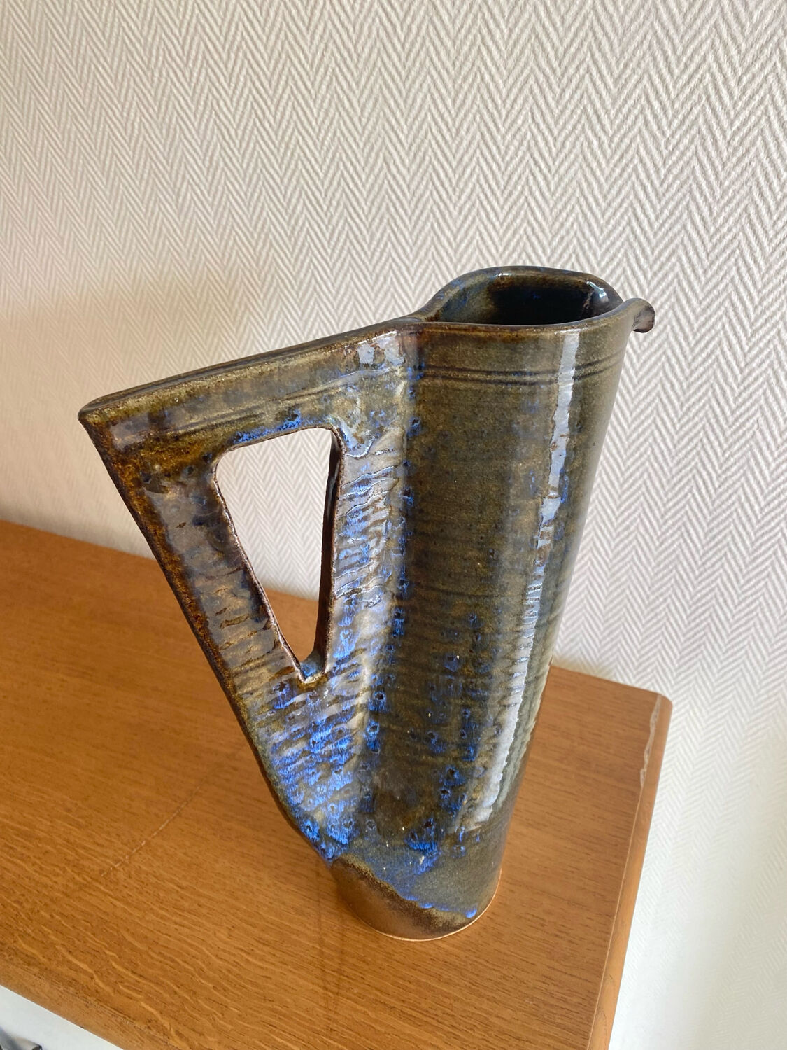 Stoneware carafe design signed