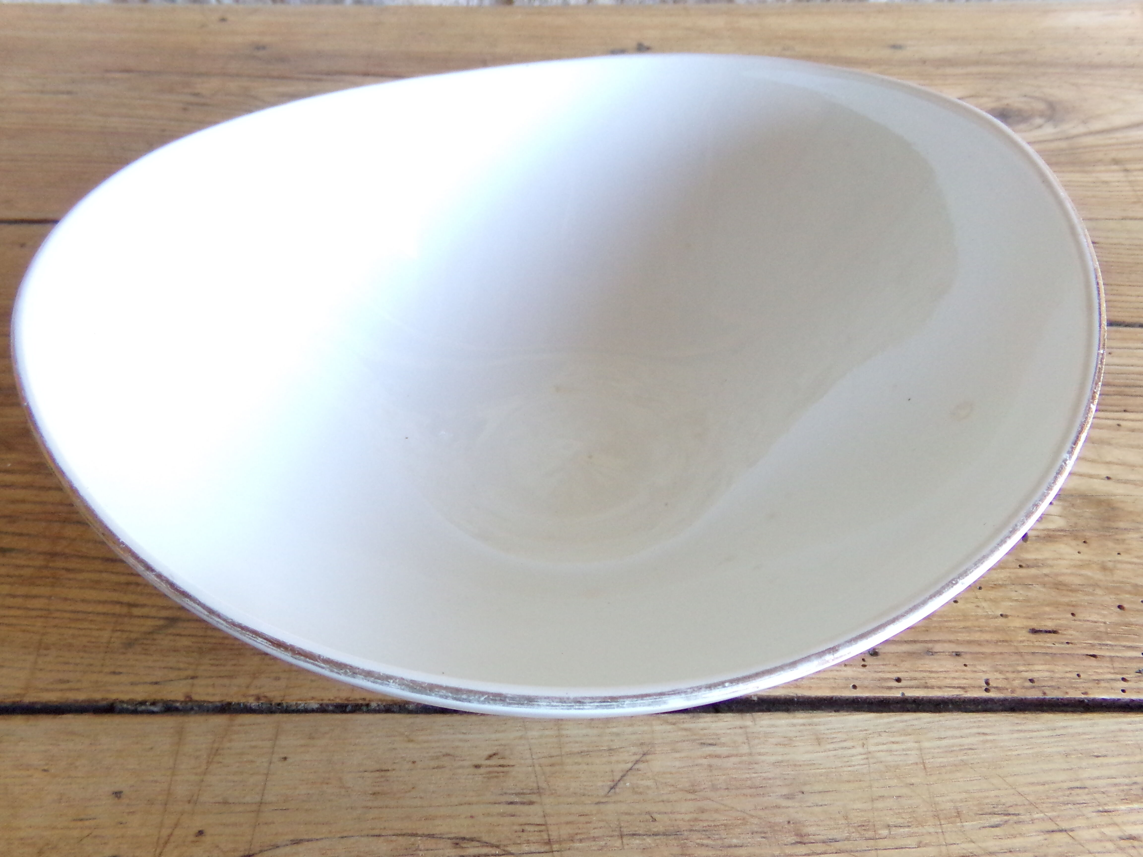 Salad bowl model "Pompadour" Faïencerie de Gien