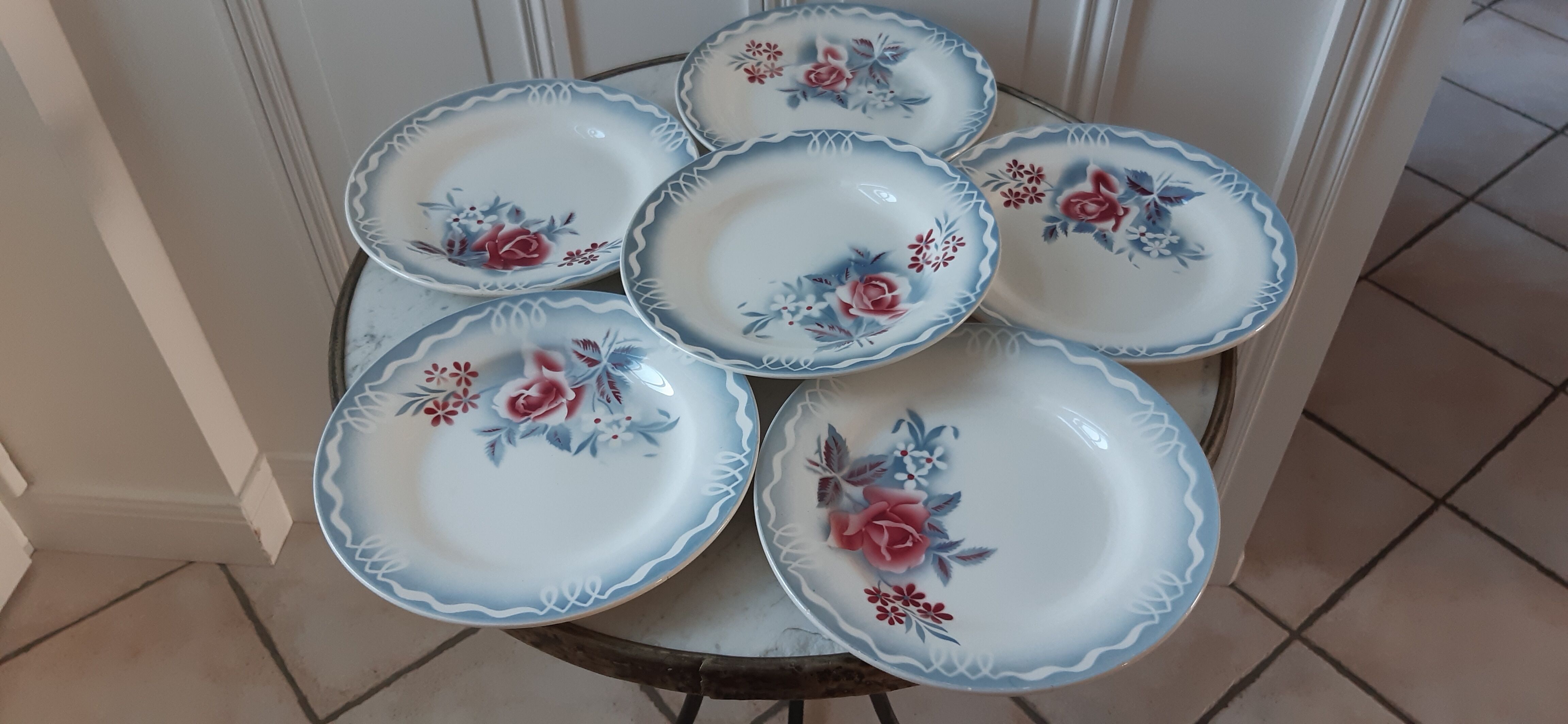 Lot de 6 assiettes plates Digoin Sarreguemines modèle Olga