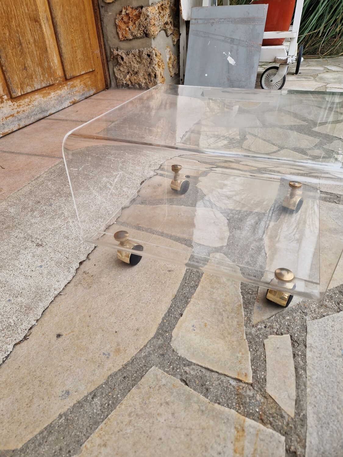Table basse en plexiglas David lange vintage