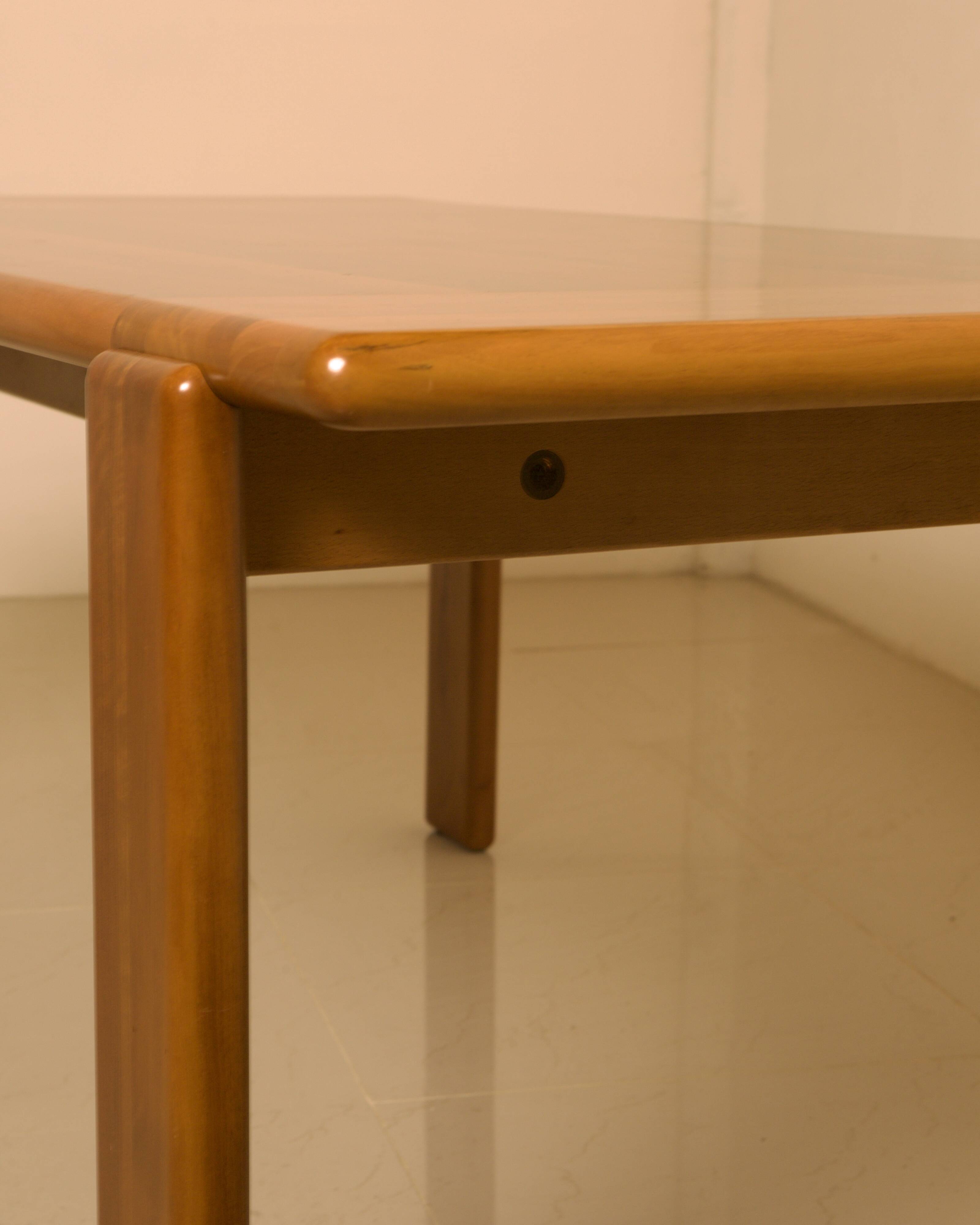"Marengo" table in walnut by Tarcisio Colzani for Mobil Girgi 70's