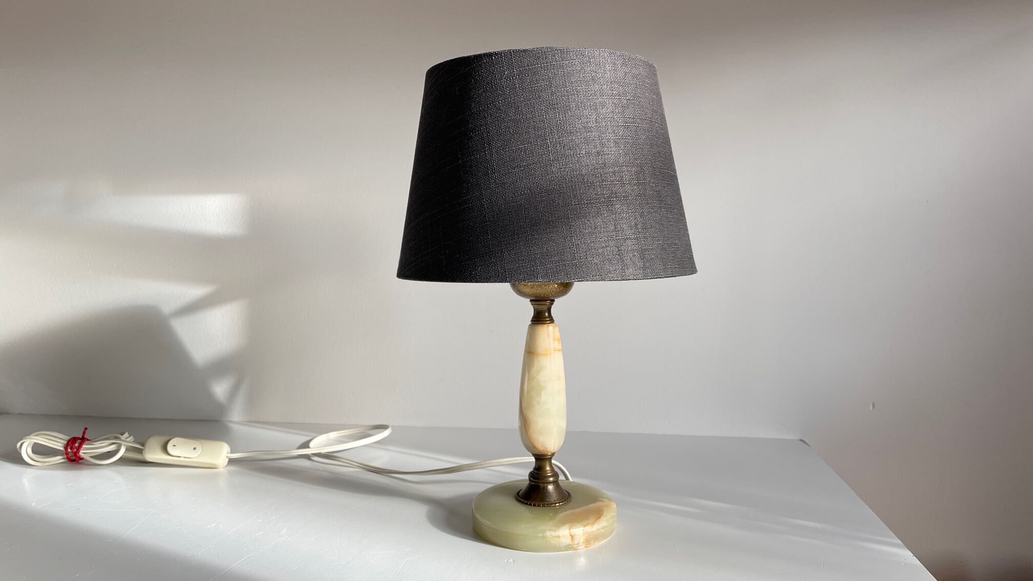 Lamp feet in vintage onyx stone