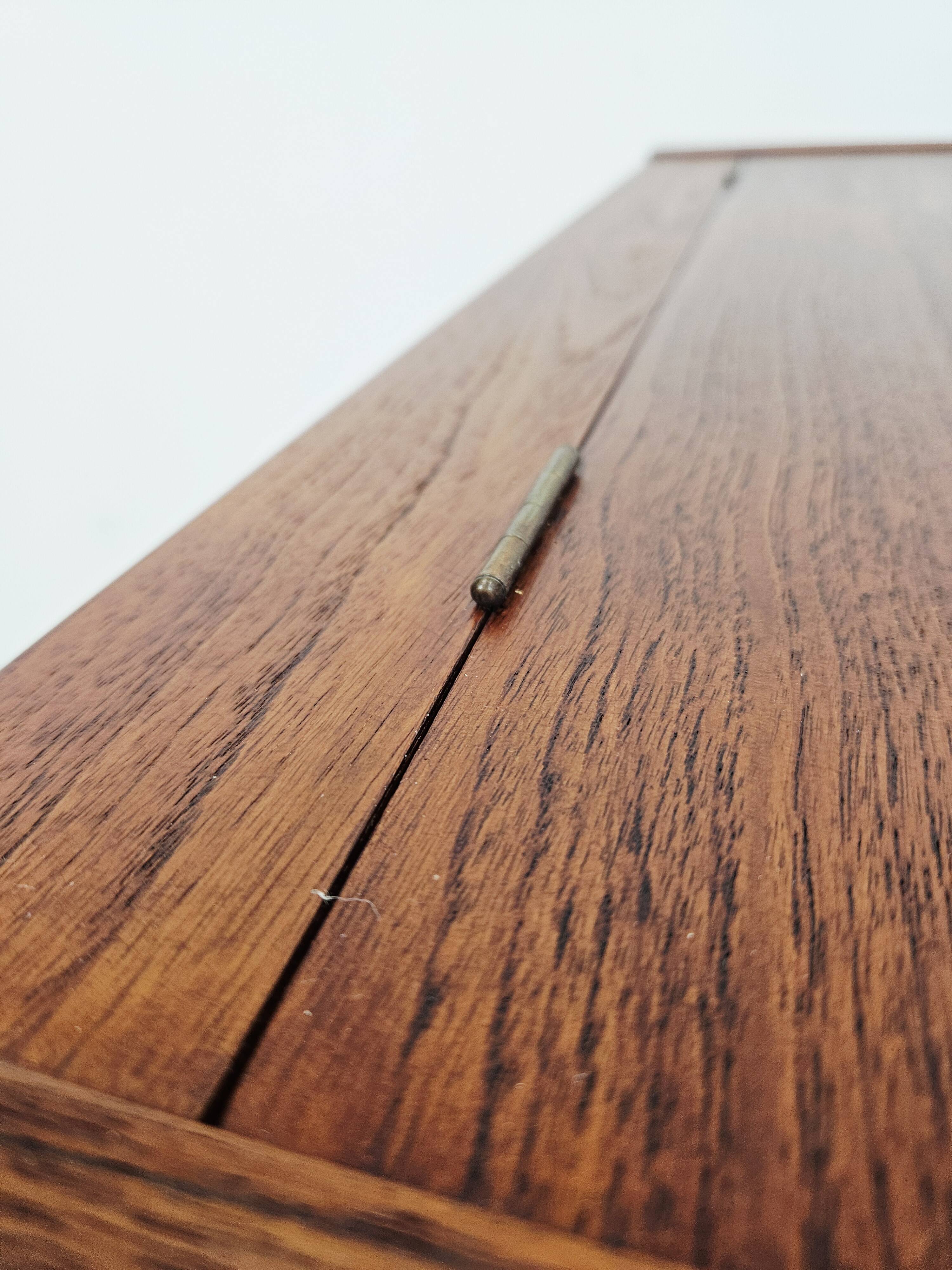Coiffeuse en teck scandinave – Design danois des années 1960.