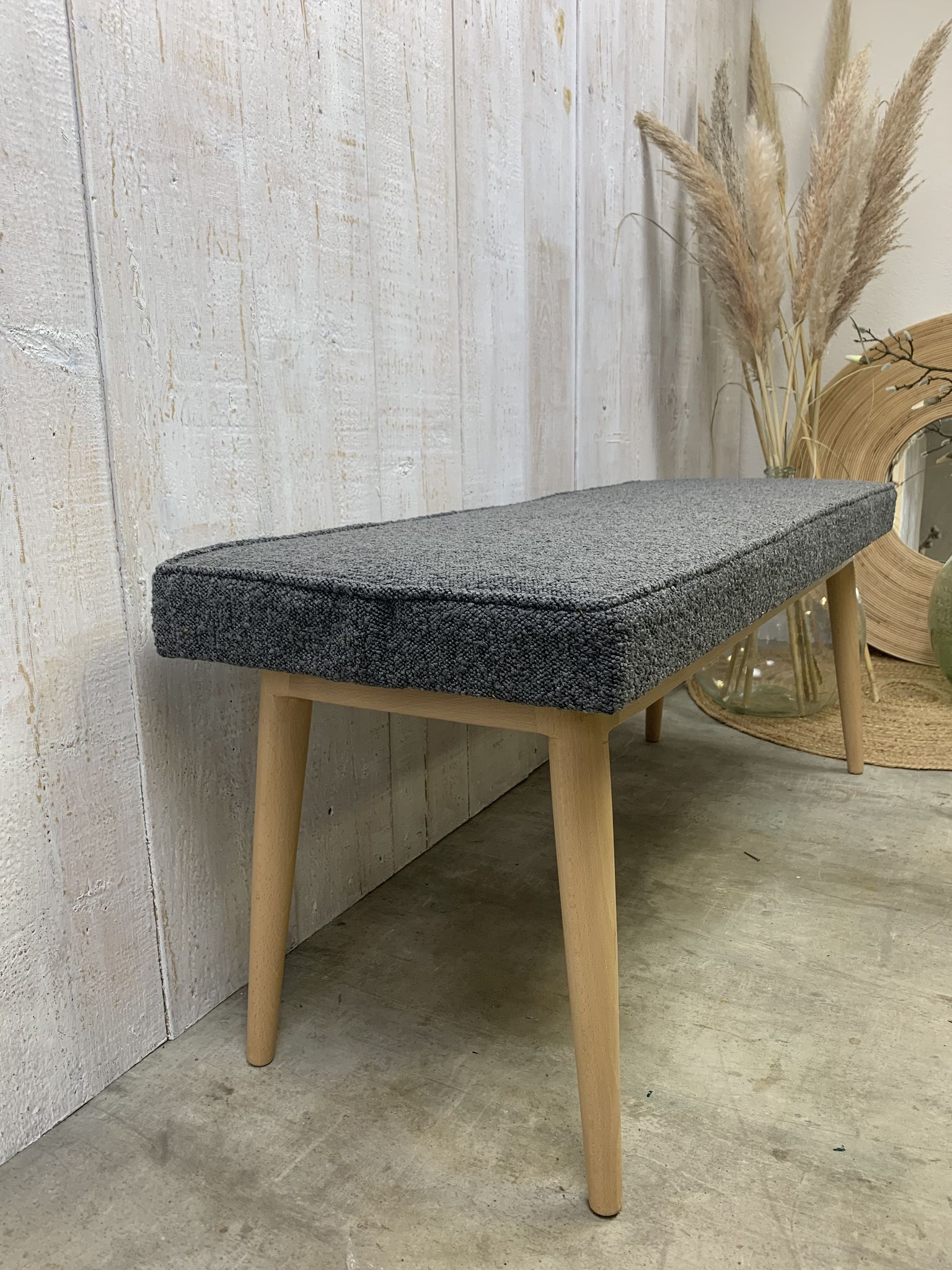 Scandinavian bench grey curls