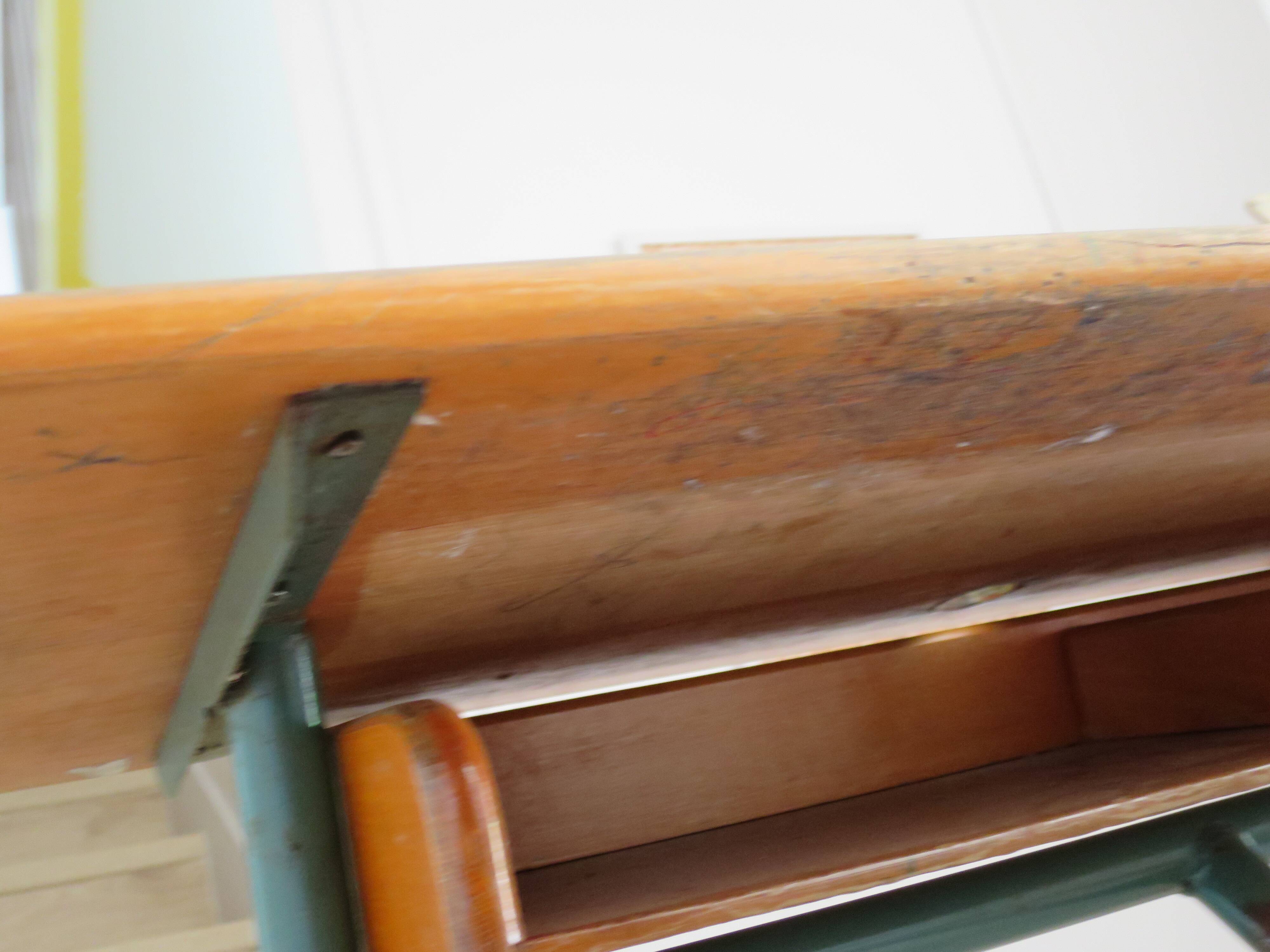 Bureau d’écolier vintage en bois et métal - Bureau double