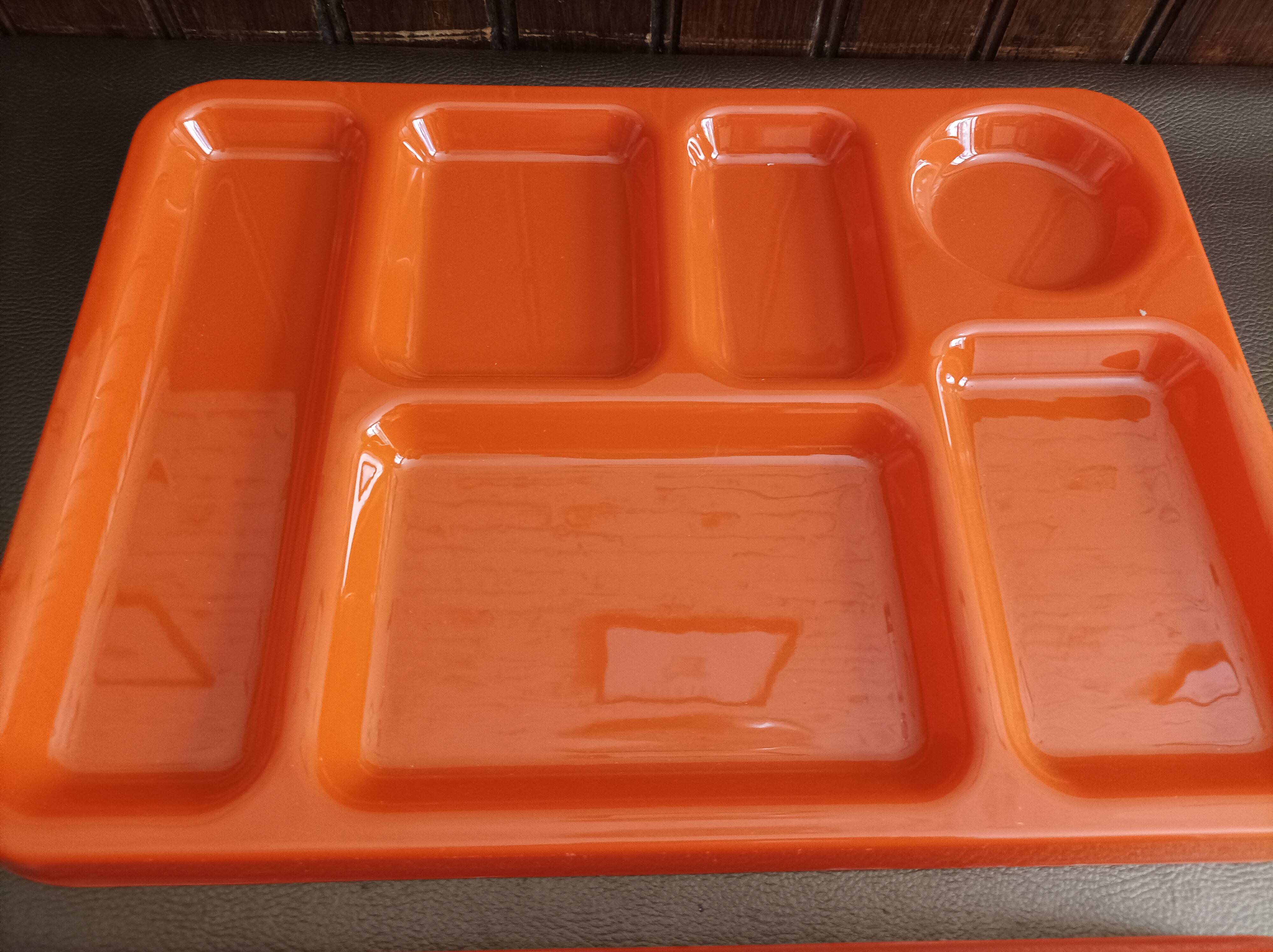 Lot of 5 Compartment Meal Trays, 1970s New