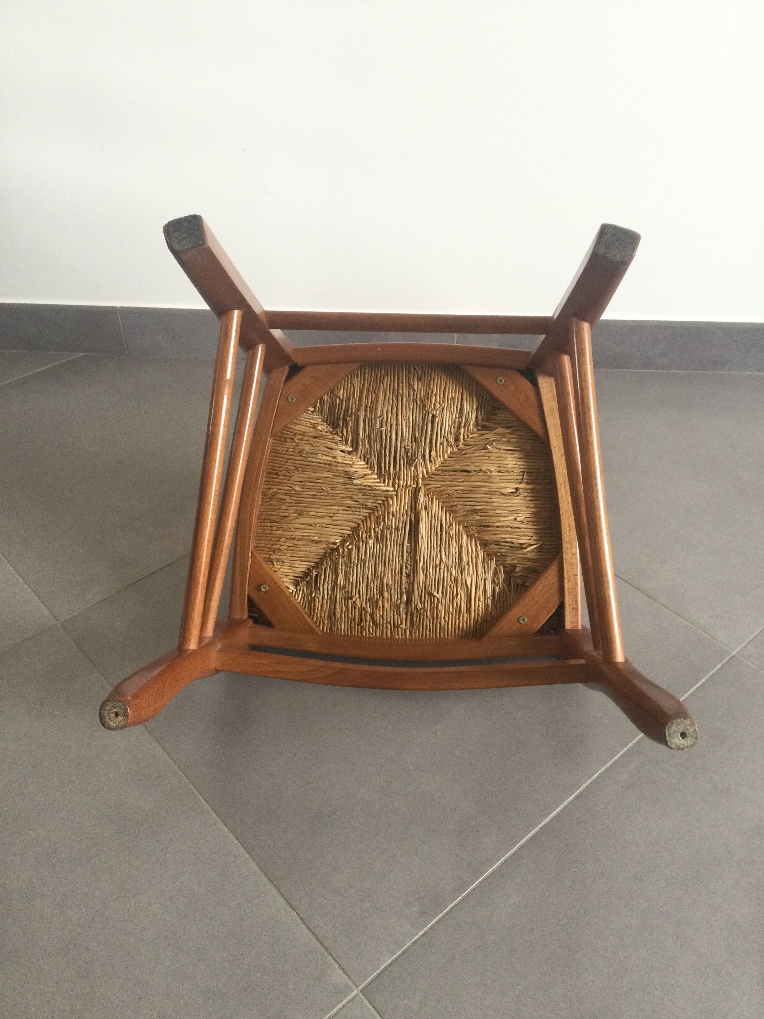 Series of 4 cherry wood chairs