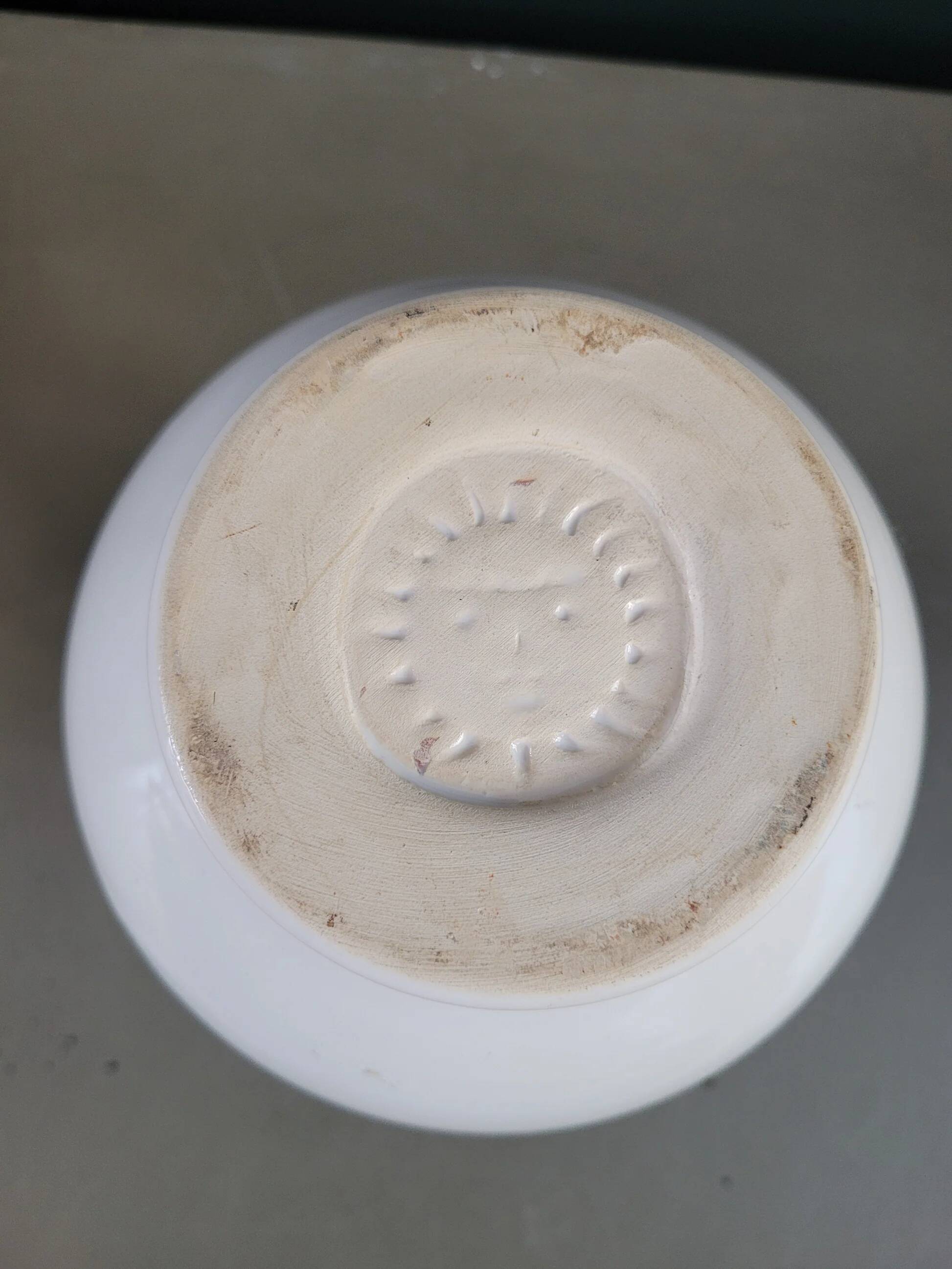 Ceramic flower holder with 24 holes