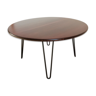 Scandinavian table