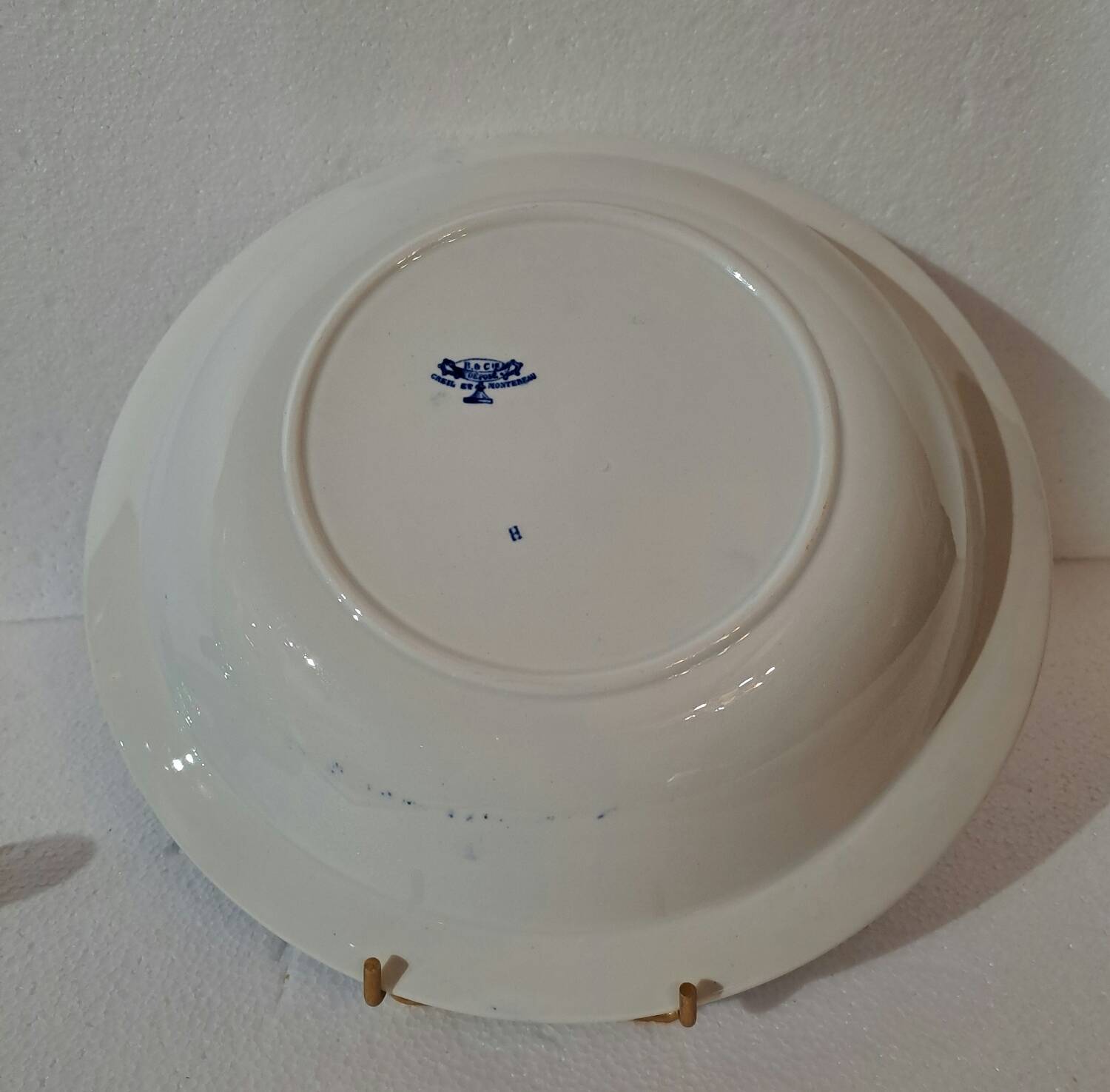 Hollow dish Creil and Montereau model Pagoda