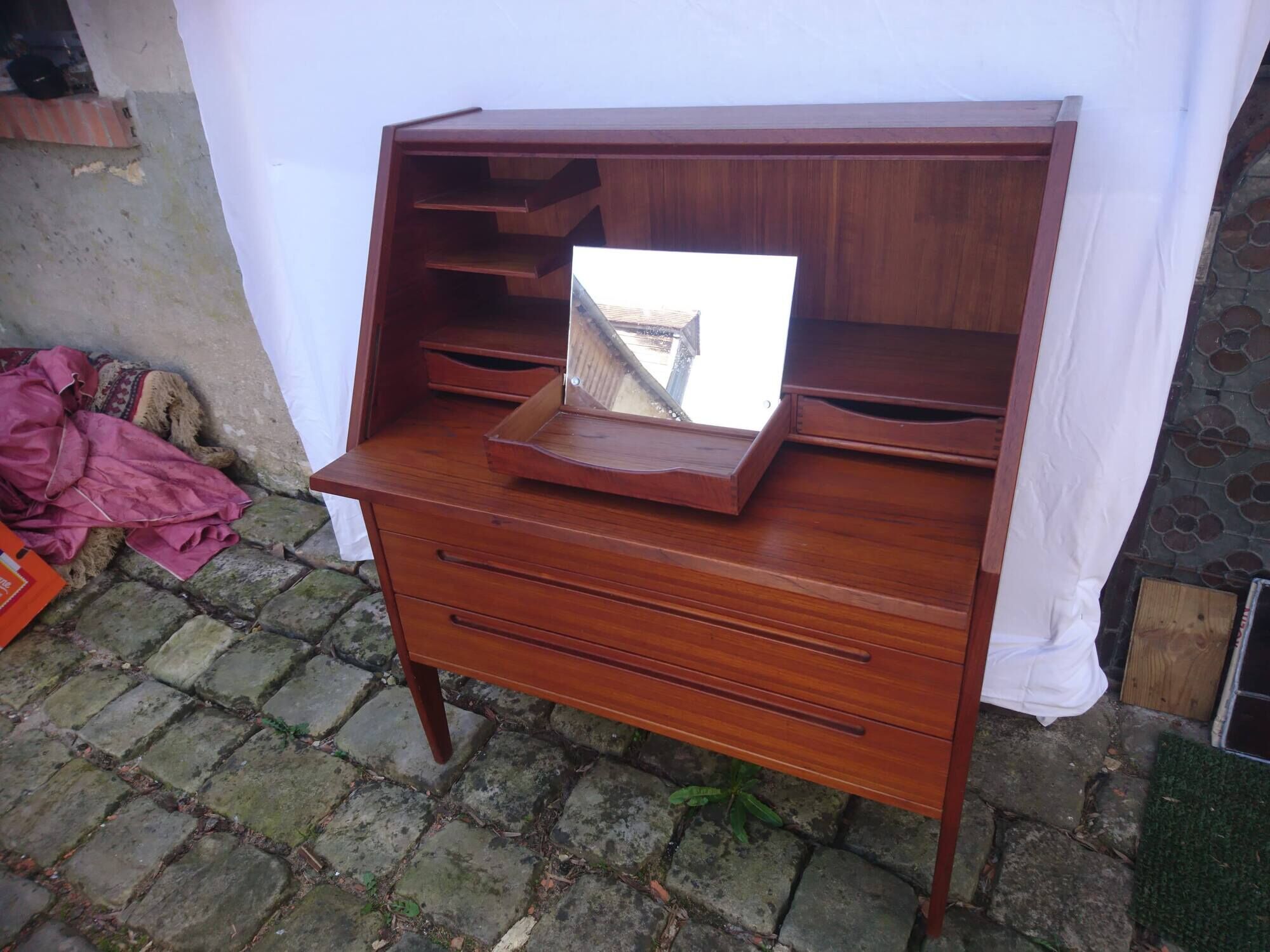 Writing desk design Nils Jonsson HJN Mobler
