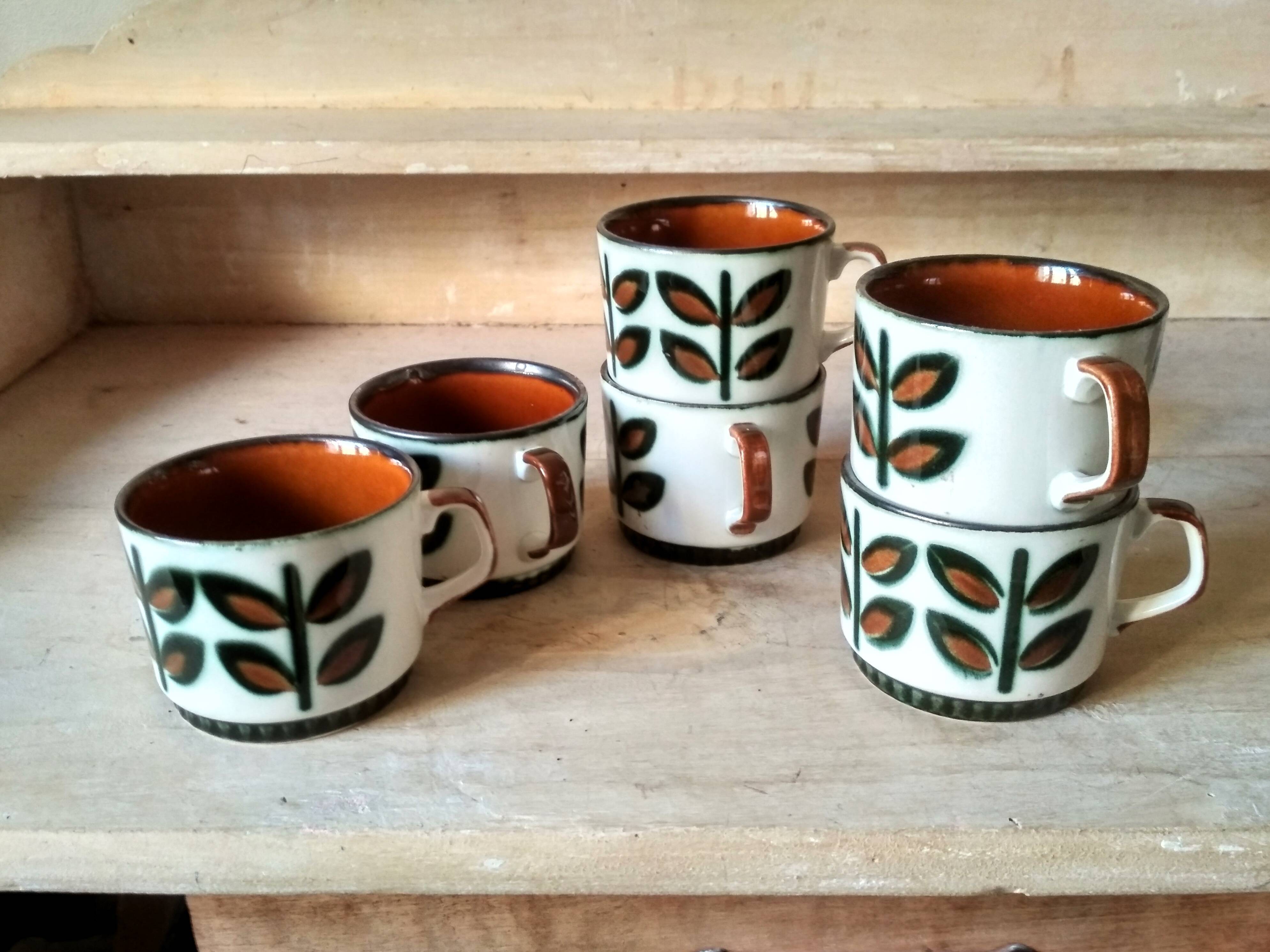 Set of 6 tea or coffee cups, ceramic Boch series Rambouillet in the 1960
