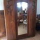 Armoire en noyer ancienne
