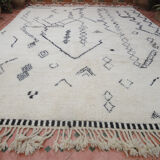 Carpet Beni Ourain 337 x 256 cm