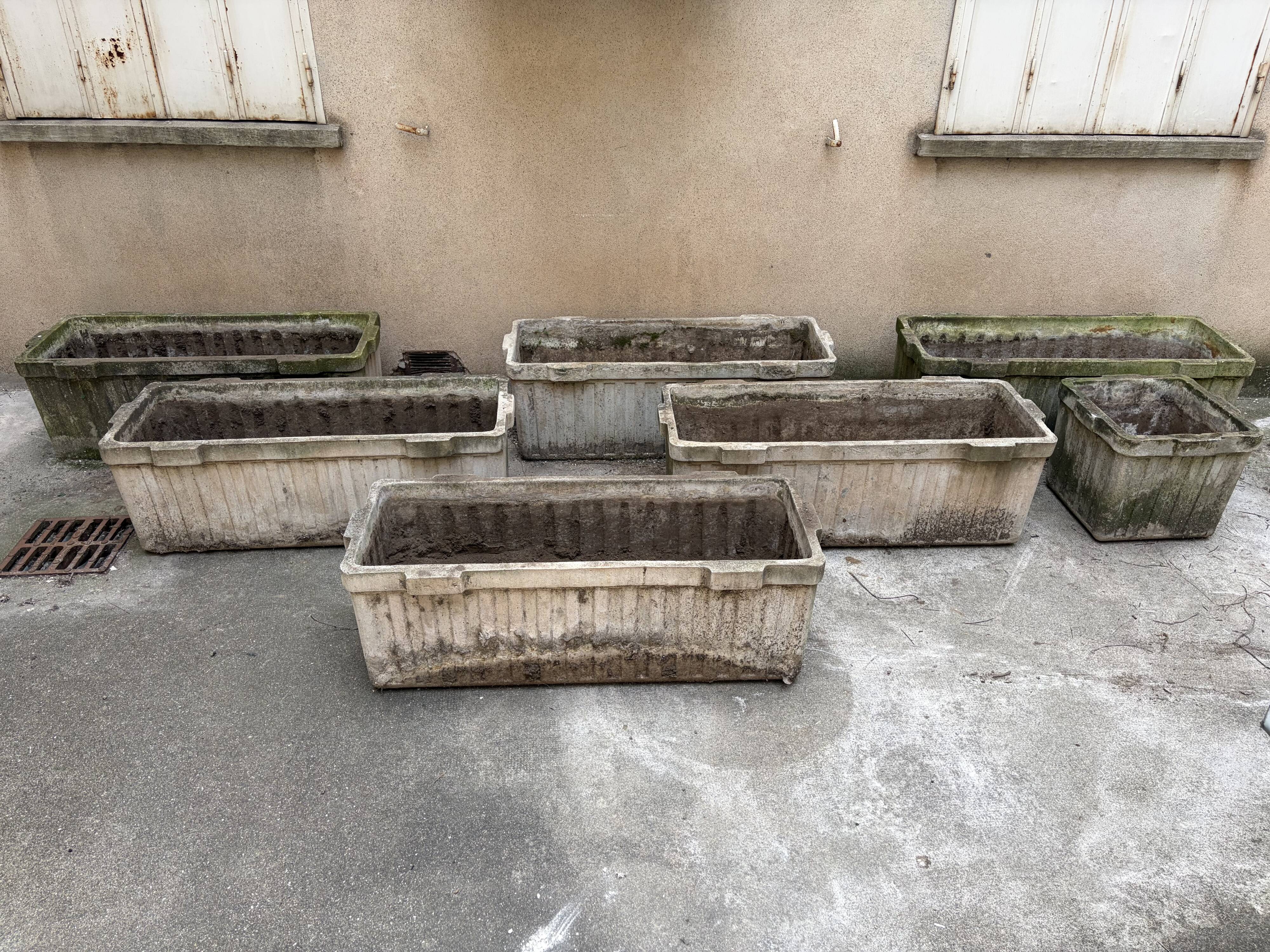 Jardinières anciennes en béton, ciment moulé