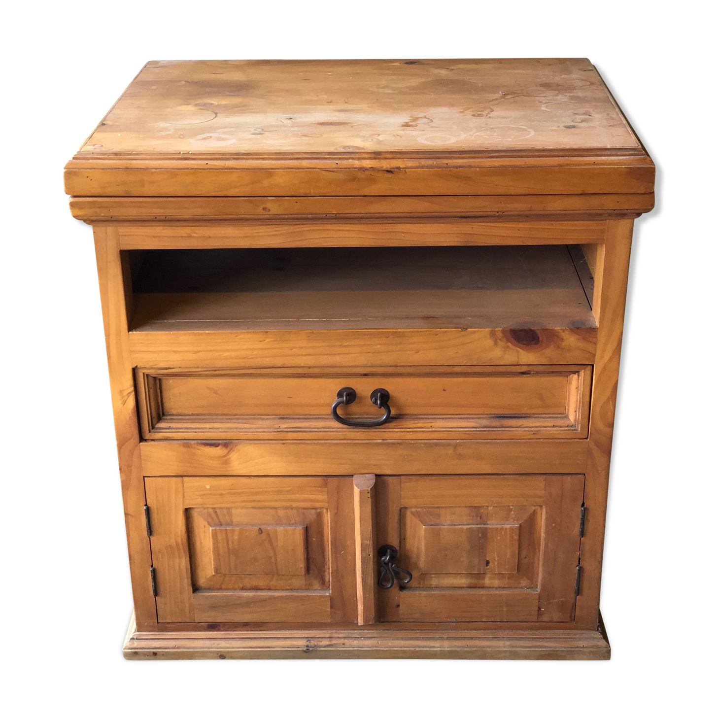 TV cabinet in raw wood to be relooked