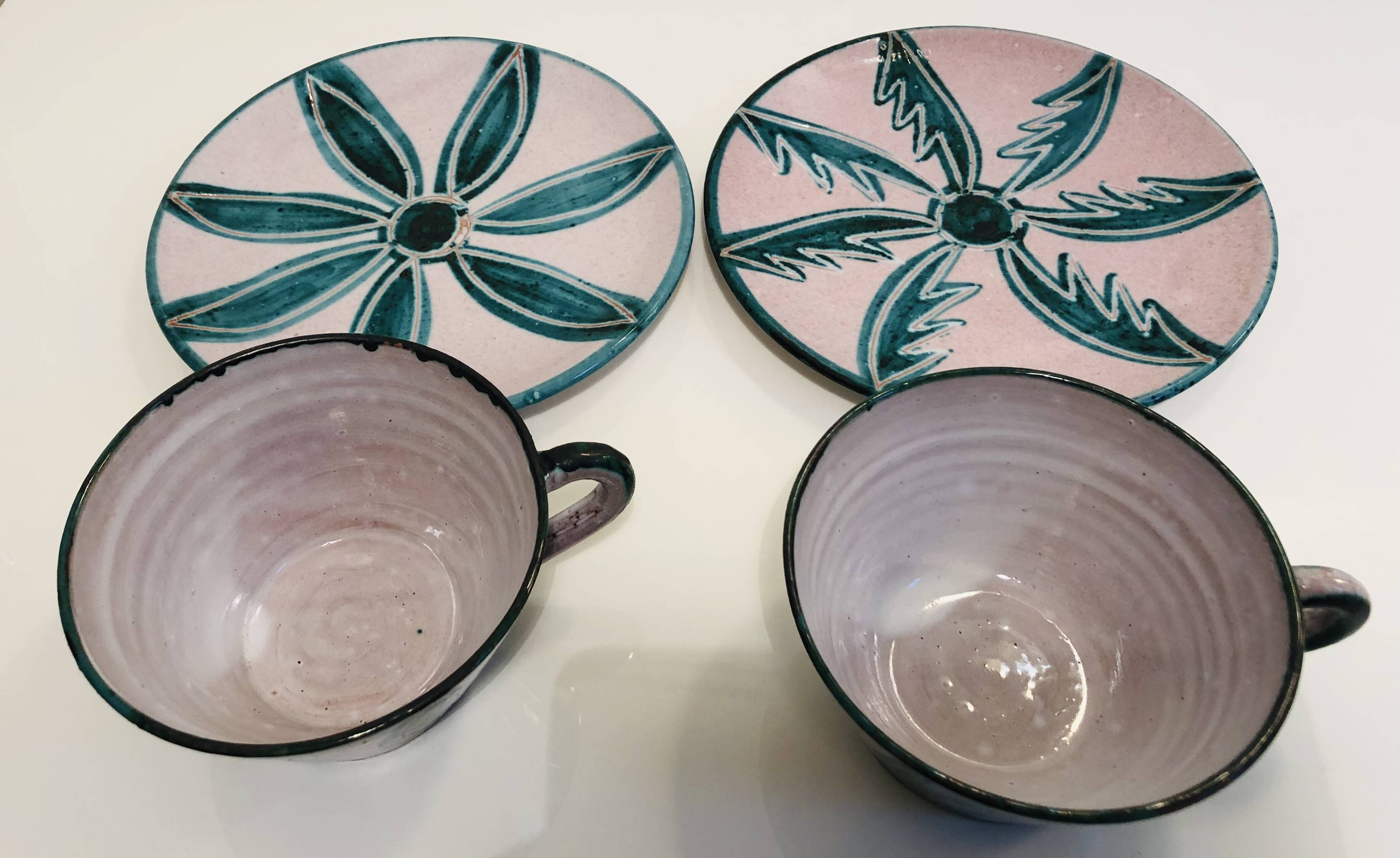 Two coffee or tea cups with their saucer Charles Voltz Vallauris 50s