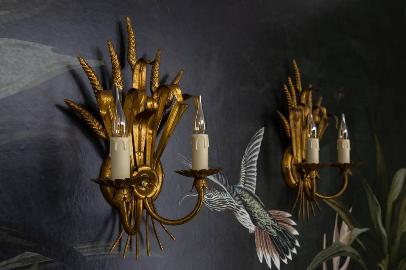 Pair of Hollywood Regency Style Gilt Metal Wheat Sheaf Wall Sconces, 1970s