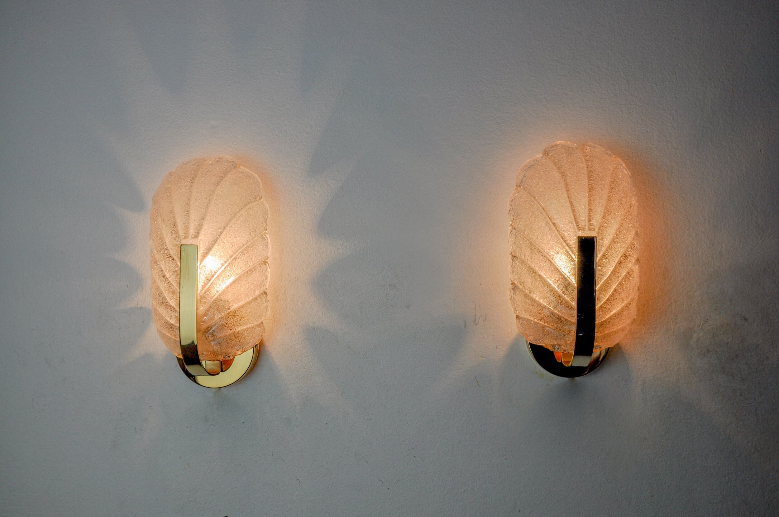 Pair of frosted leaf sconces, murano glass, italy, 1970
