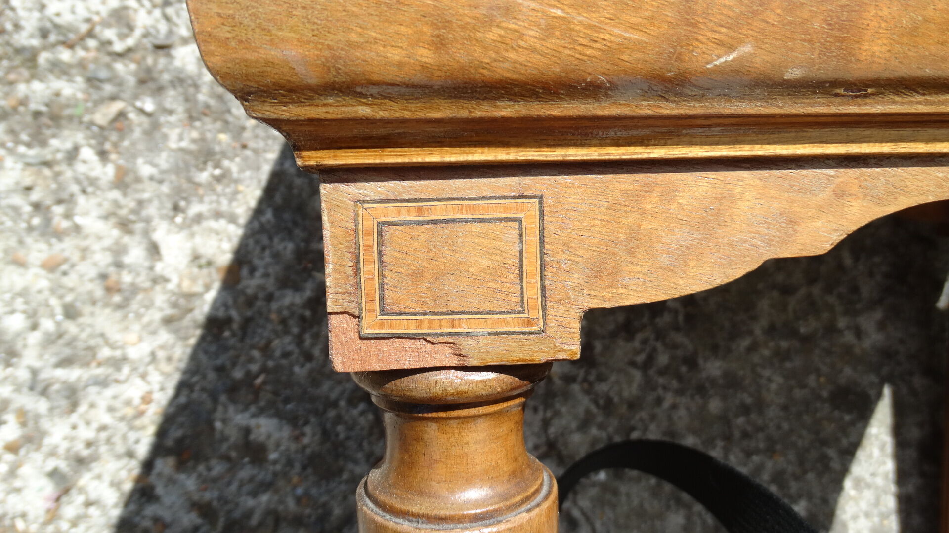 1900 marked piano stool