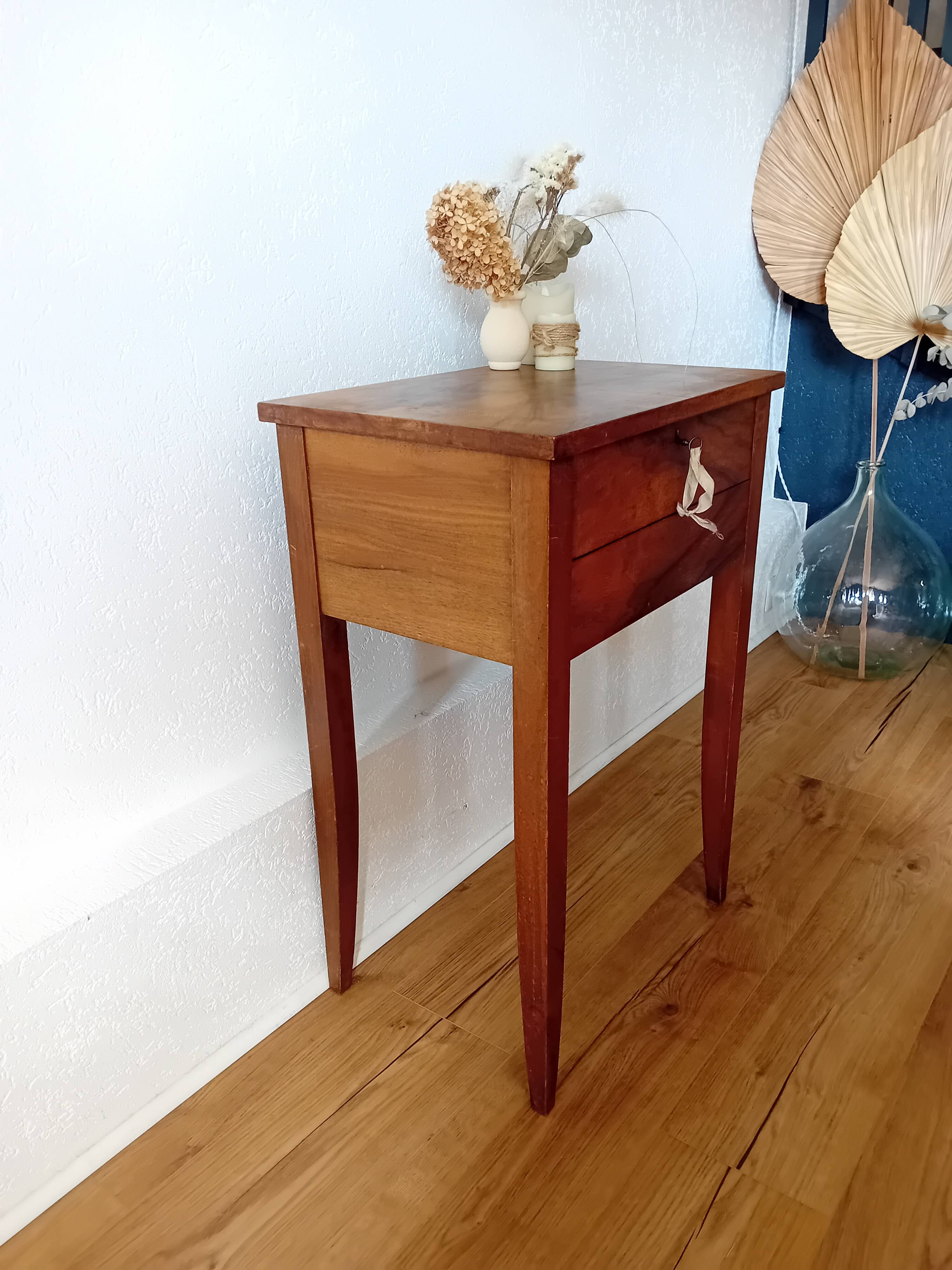 Dressing table