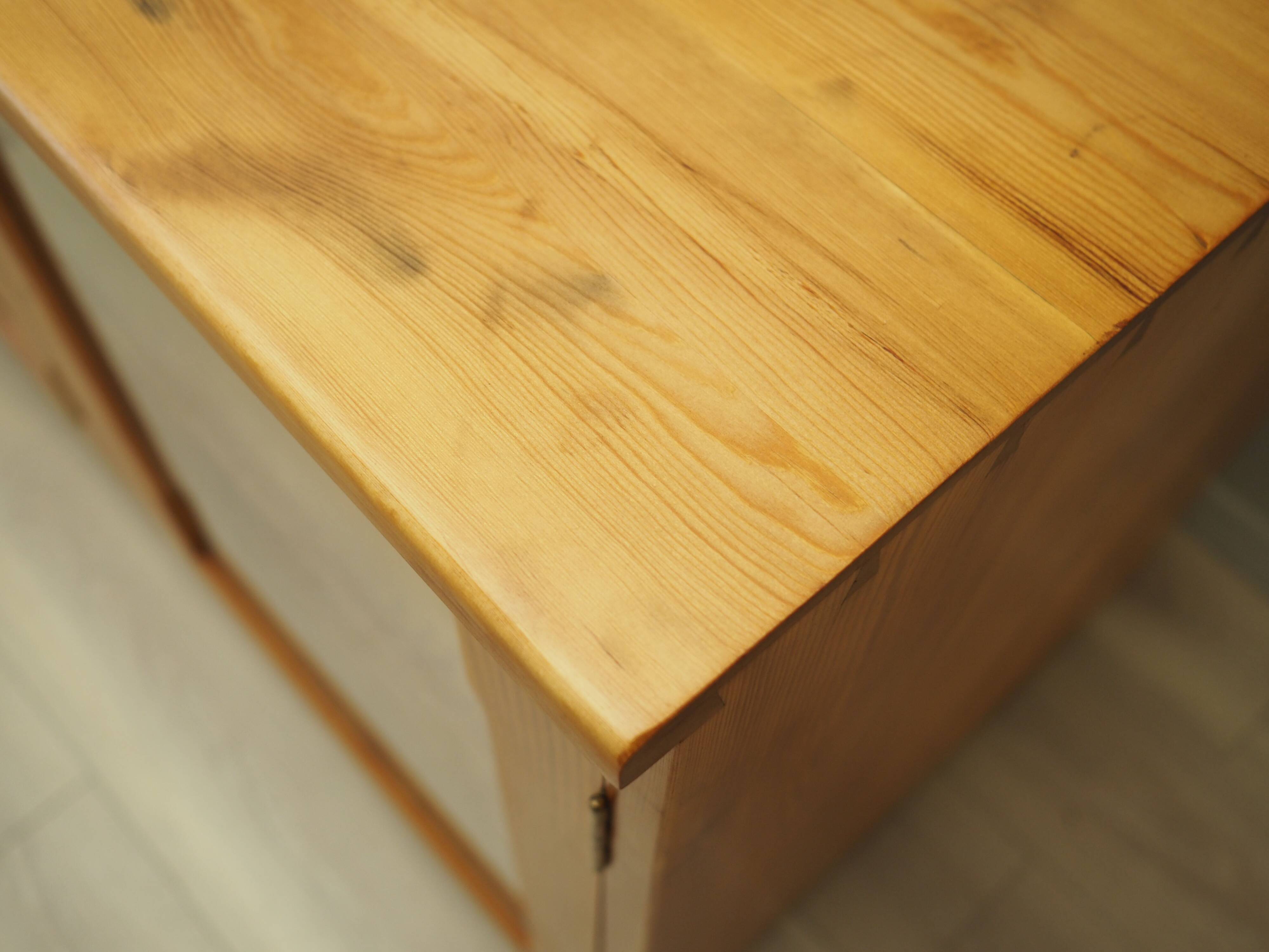 Pine showcase, Danish design, 1980s, production: Denmark