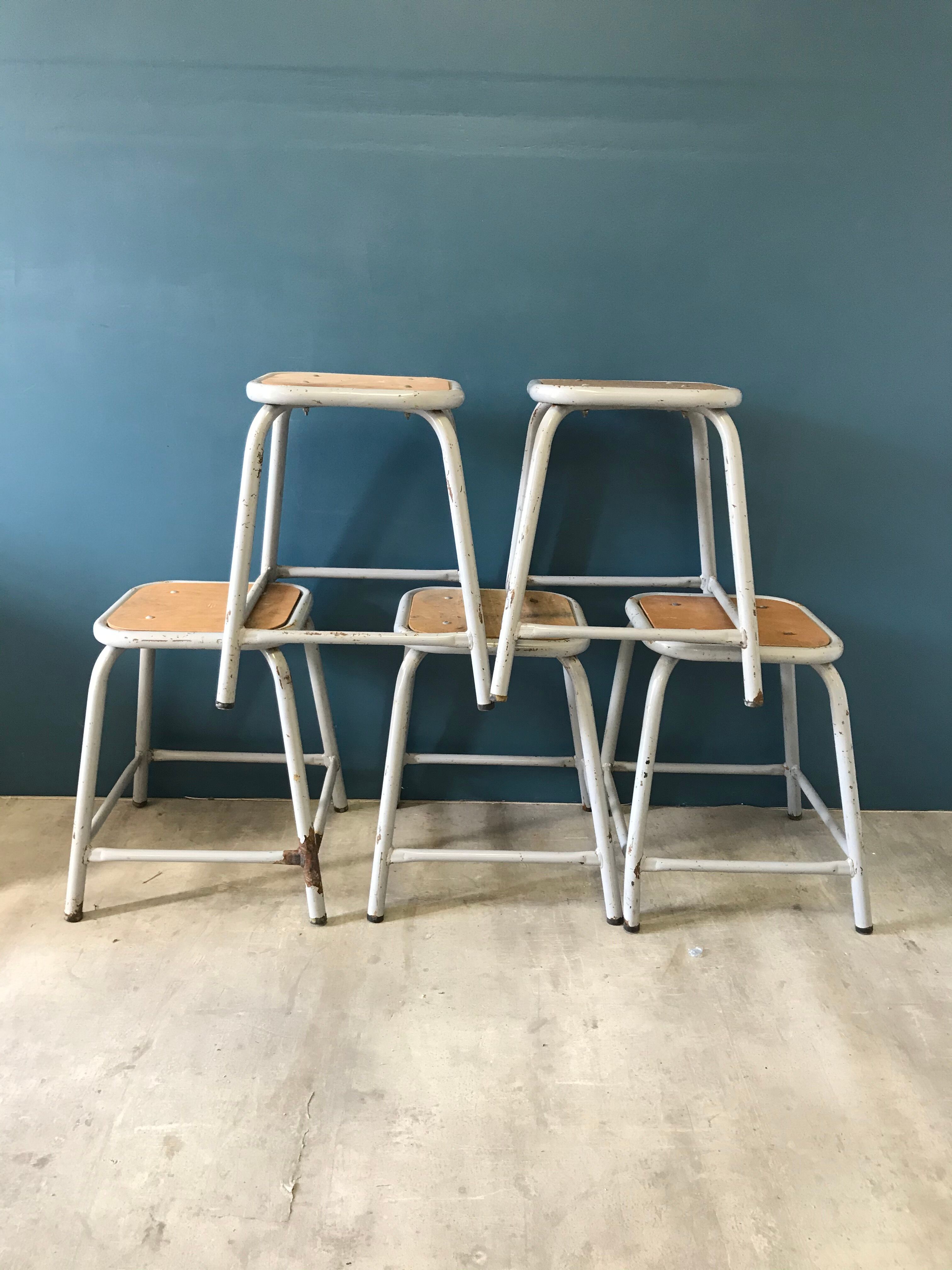 Set of 5 vintage stools