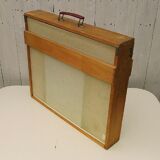 Transport suitcase painter's canvases