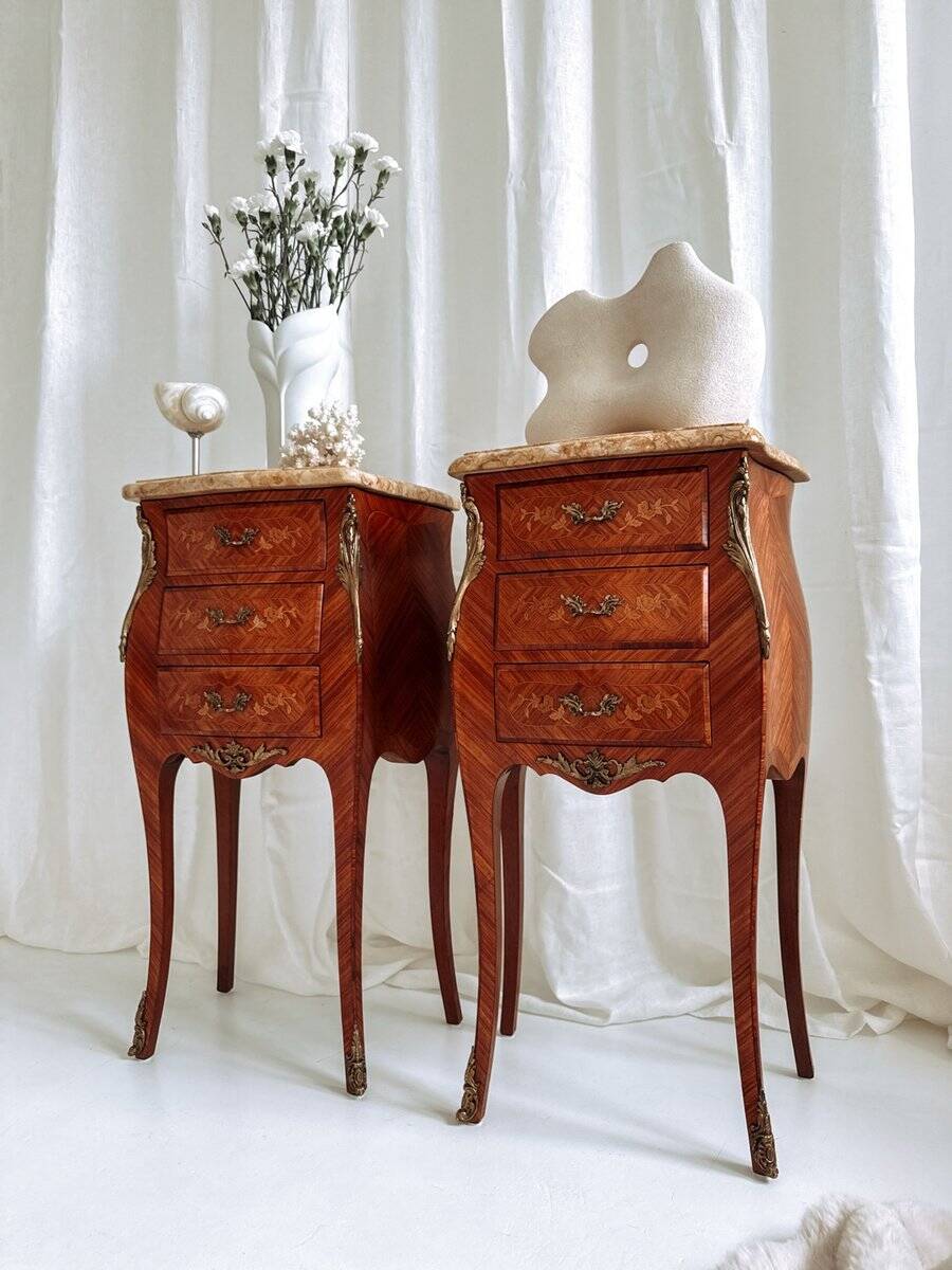 Mid-century French Louis XV style bedside tables with marble tops and floral marquetry, 1940s, set of 2