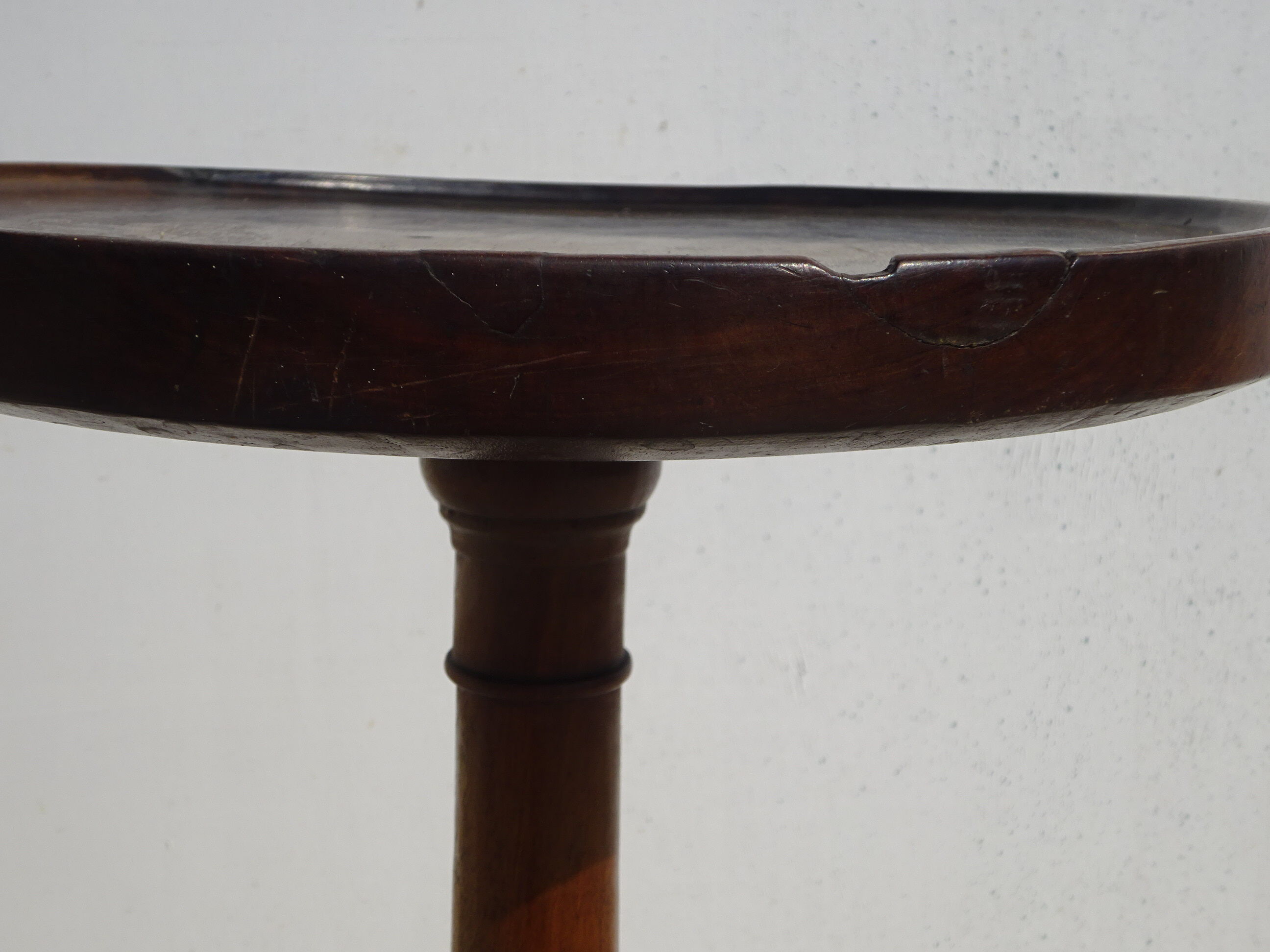 Oak tripod pedestal table