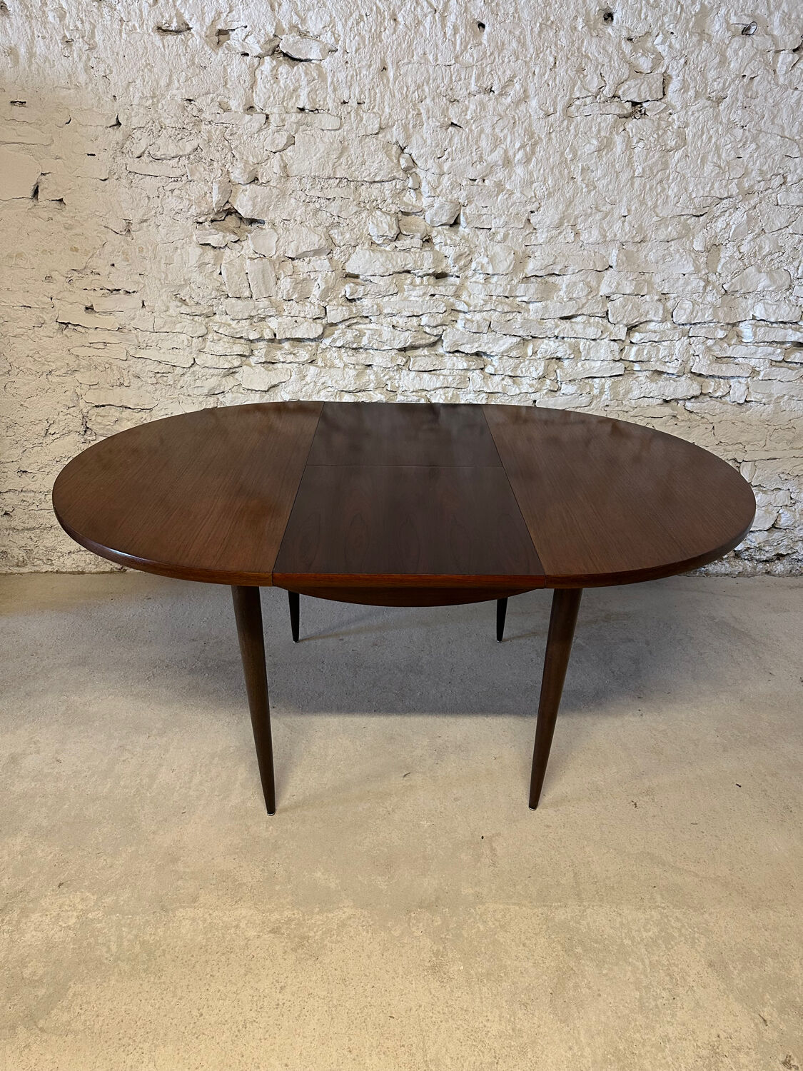 Vintage rosewood extendable dining table