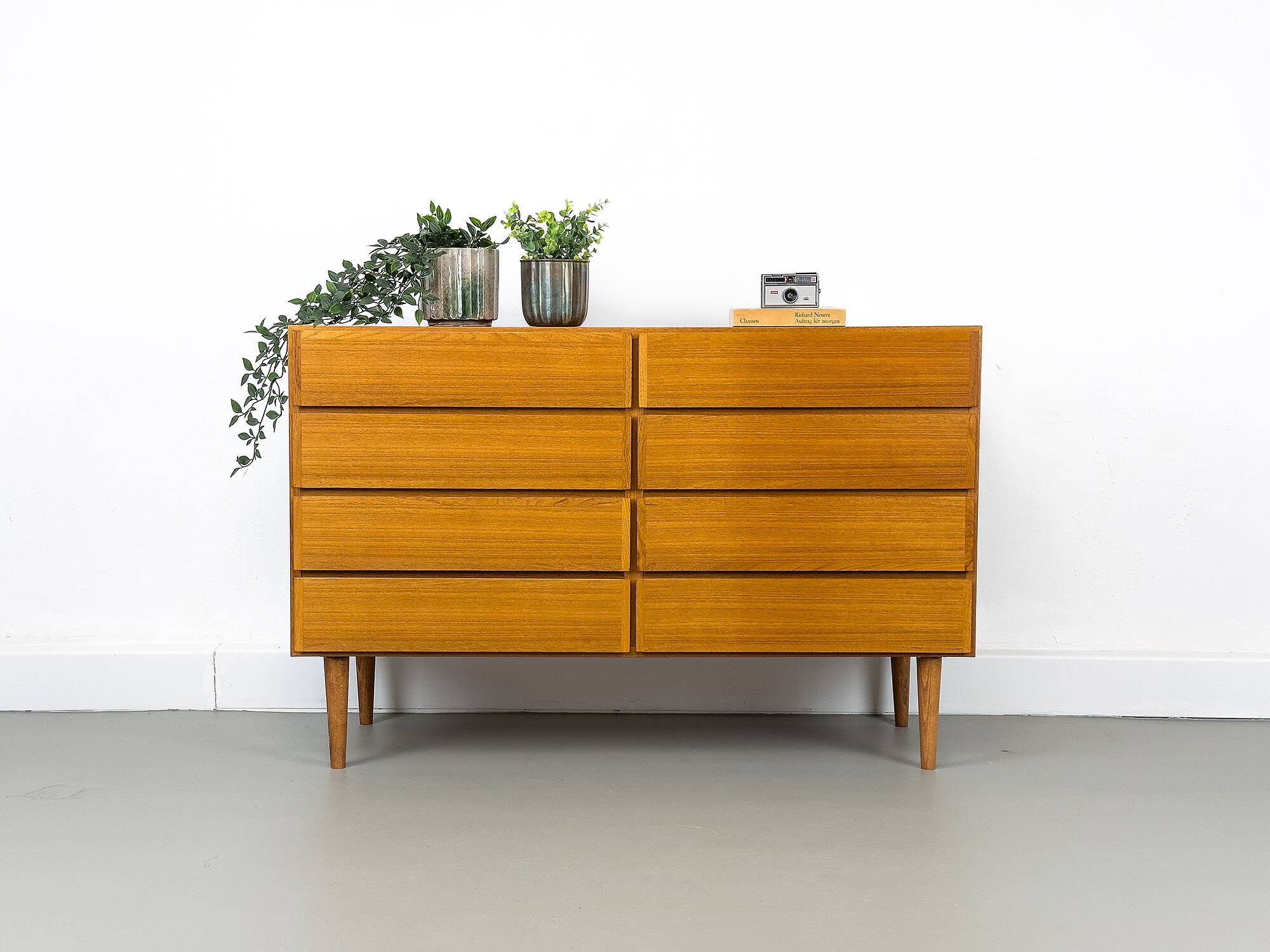 Commode danoise à 8 tiroirs en teck d'Omann Jun, 1970