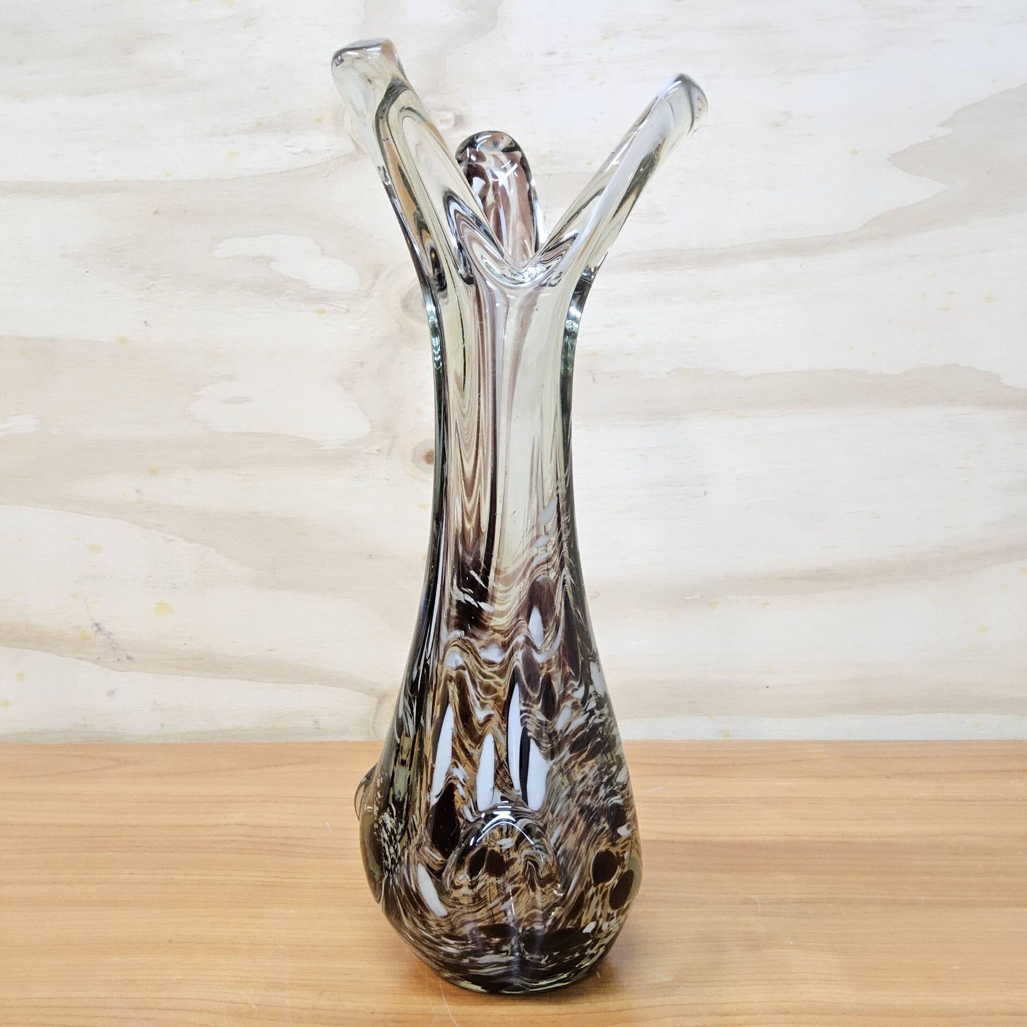 Vintage Murano glass vase, amber/white speckled finger vase