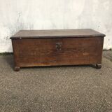 Old solid oak chest early XVIII Brutalist