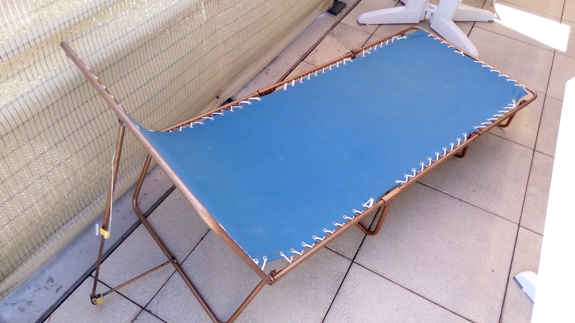 Transat relaxes folding lounge chair Lafuma Chantazur 60 vintage