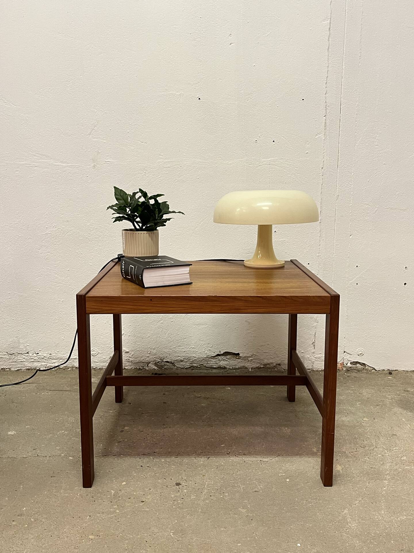 Table basse scandinave en teck