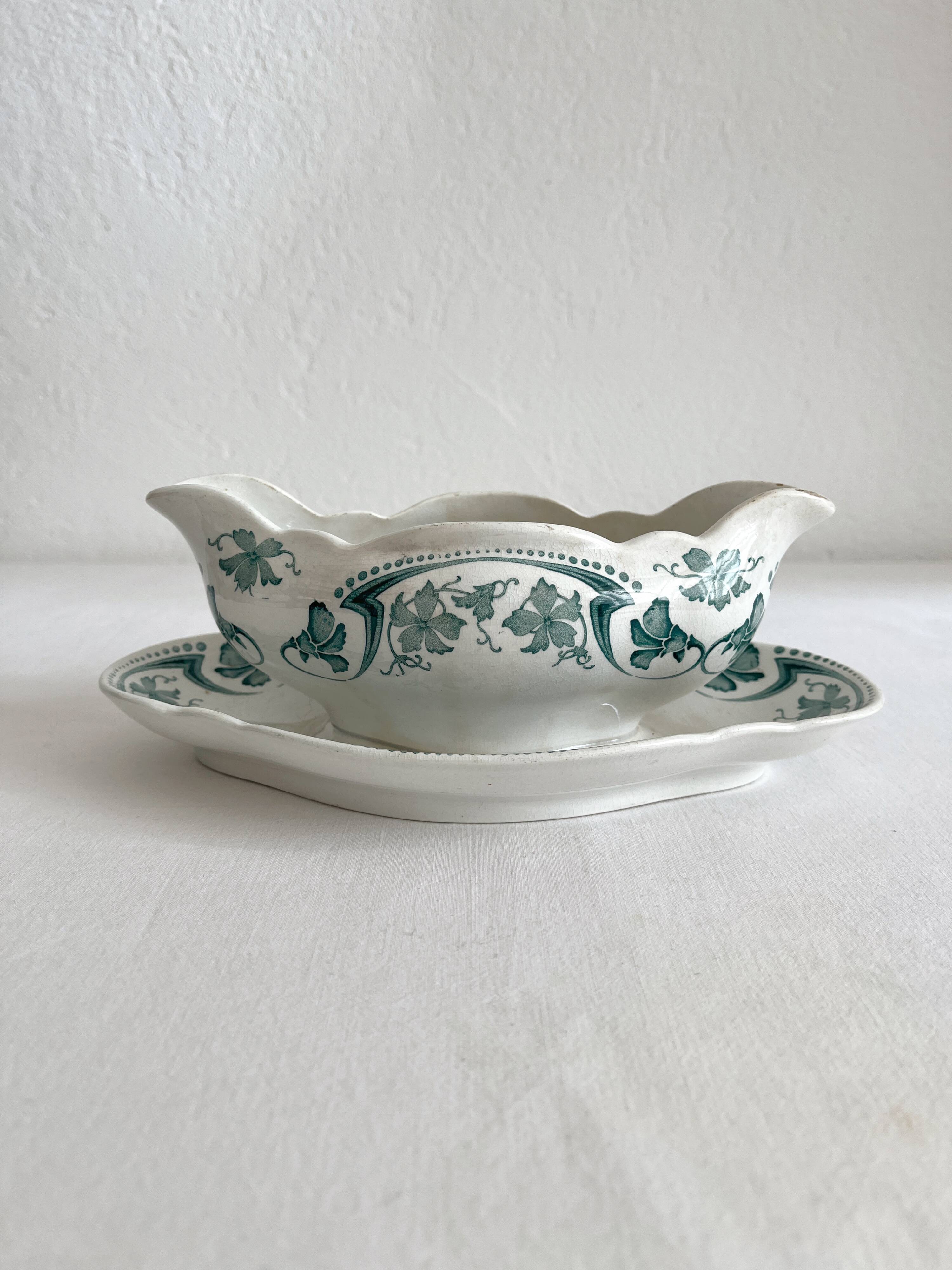 Antique ironware sauce boat "Lucy" KG Lunéville circa 1900