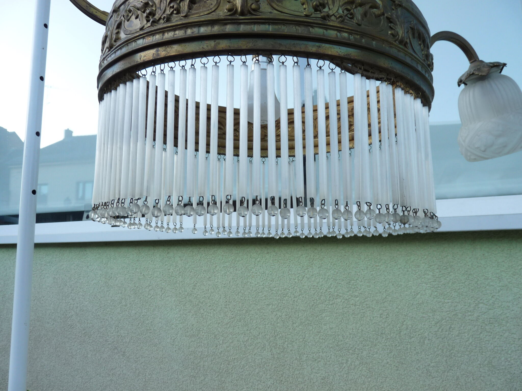 Lustre tulipes verre dépolis 1900 bonze ou laiton