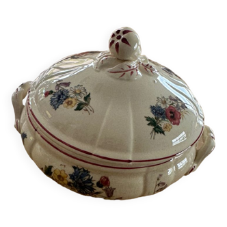 Rough tureen