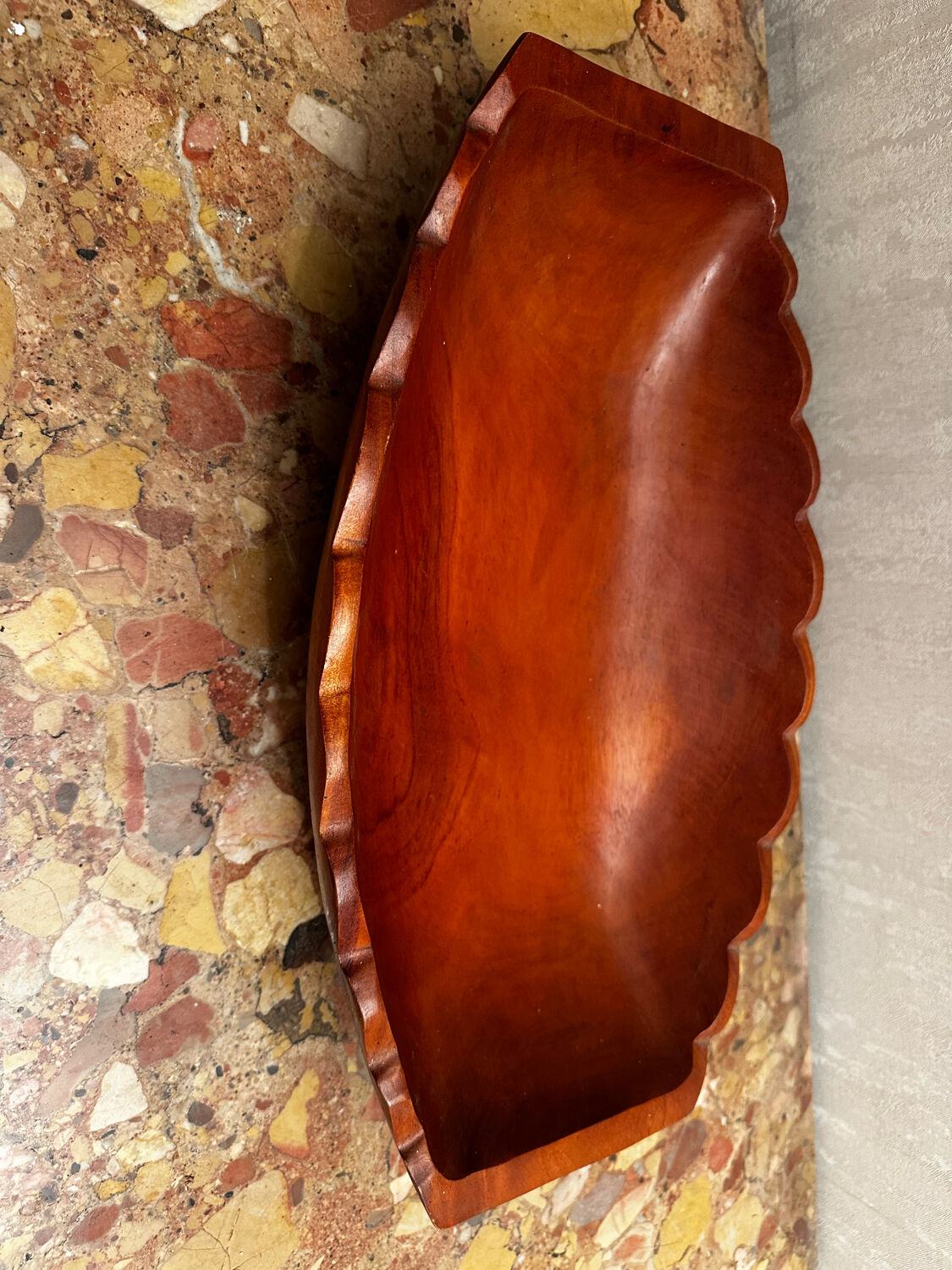 Vintage Red Carved Wooden Bowl / Pocket Dish - 41 / 25 / H 8 cm