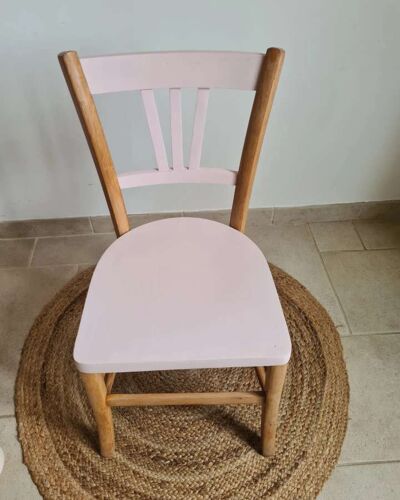 Ancienne chaise bistrot enfant