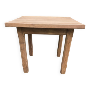 Table carrée ancienne