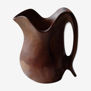 Small wooden pitcher of Olivier