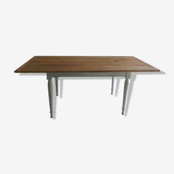 Farm table, pearl gray patinated base, wooden top.
