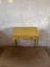 Petit bureau secrétaire style Louis XVI jaune moutarde