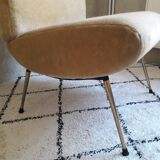 Pelfran chair, Kiss model