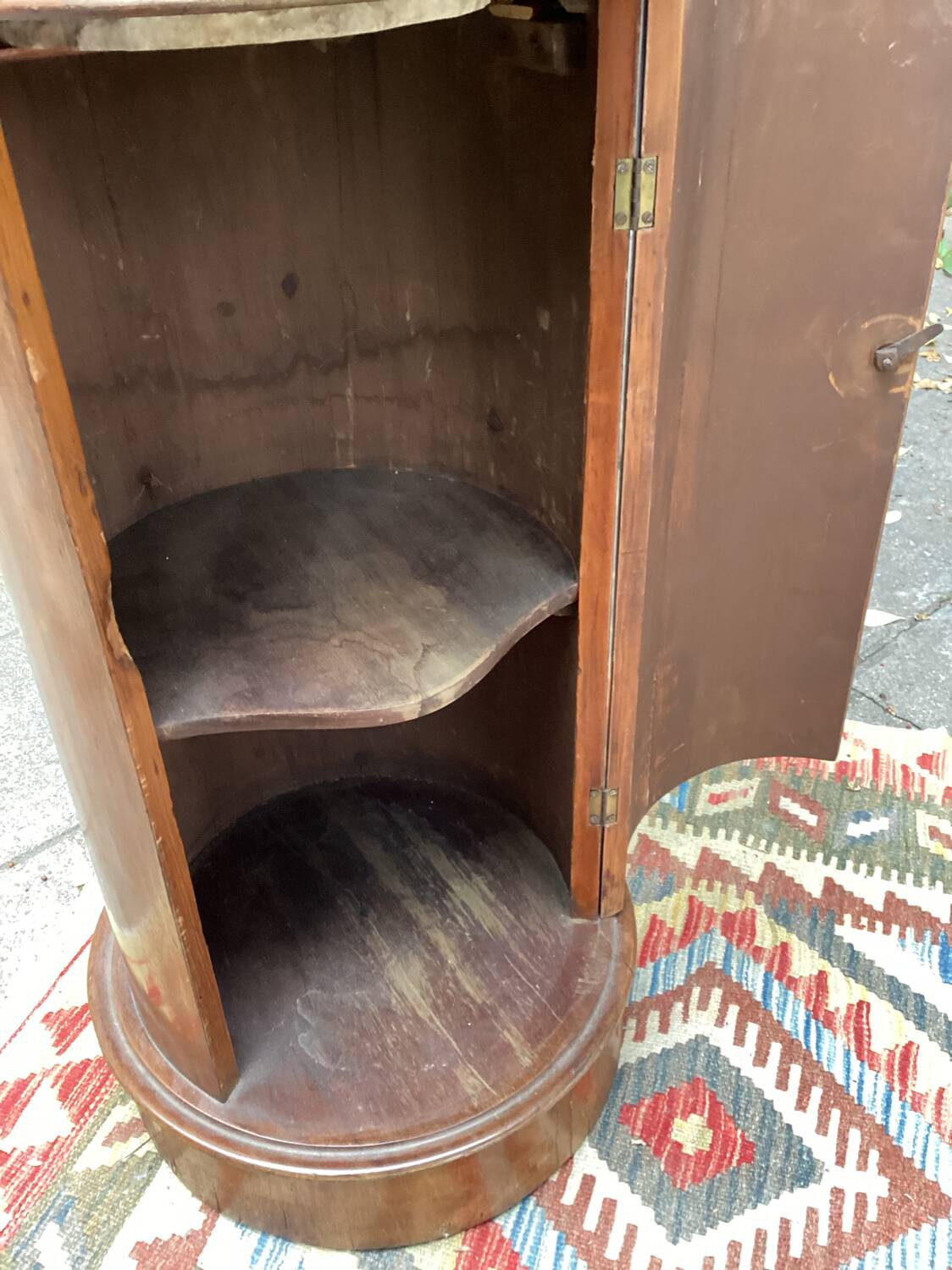 Bedside table or Somno