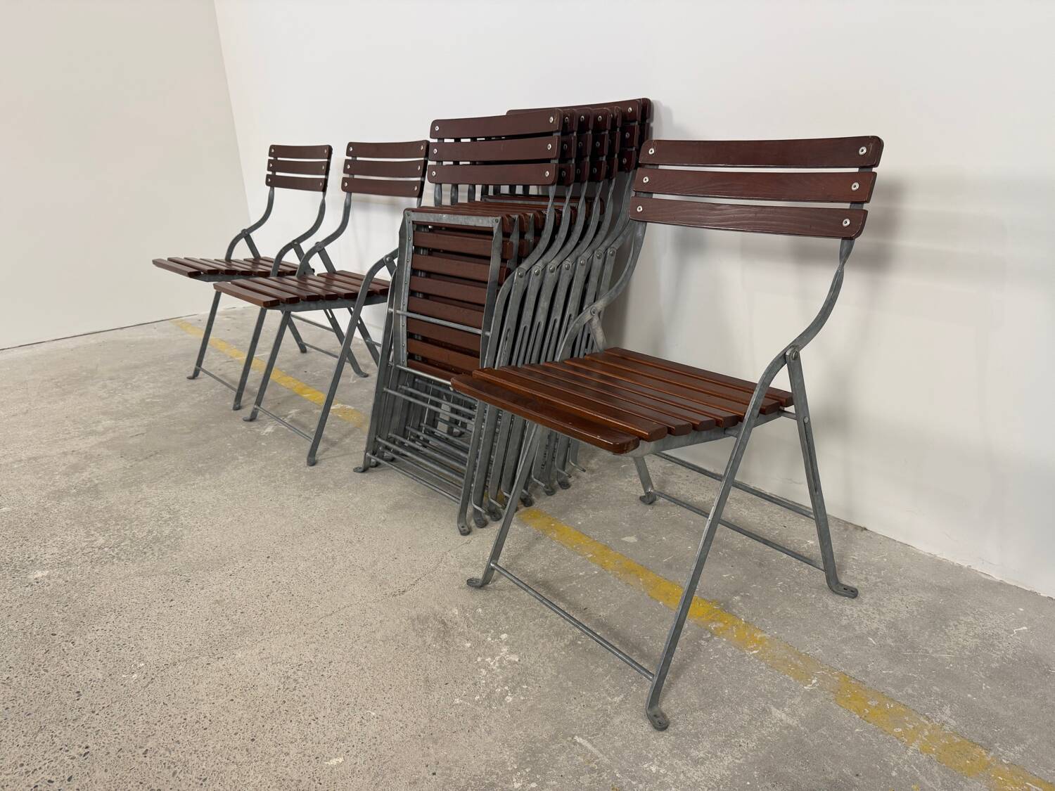 Terrace bistro/guinguette furniture – Ideal for professionals