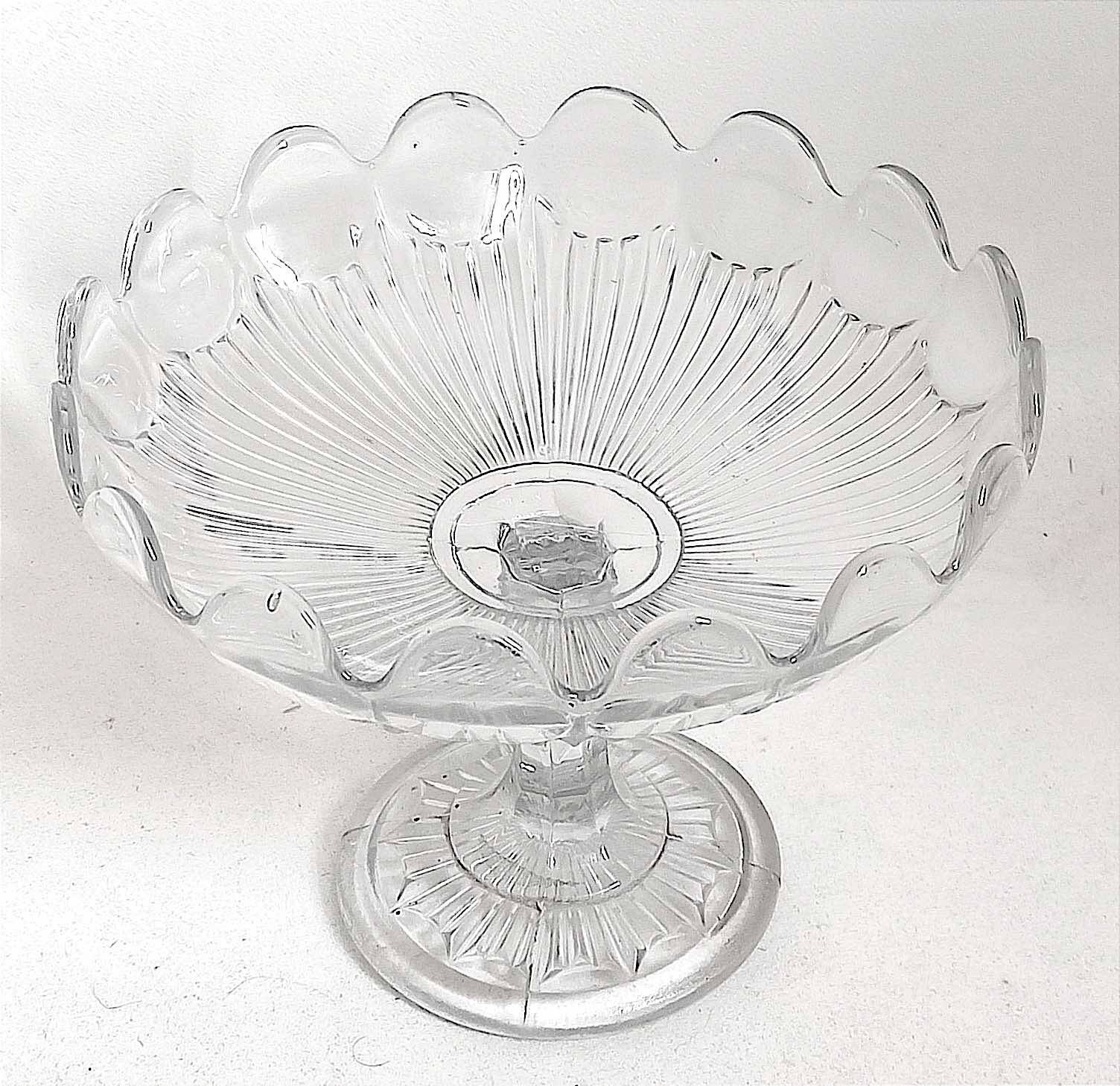 1930s Fruit Bowl Height 17 cm