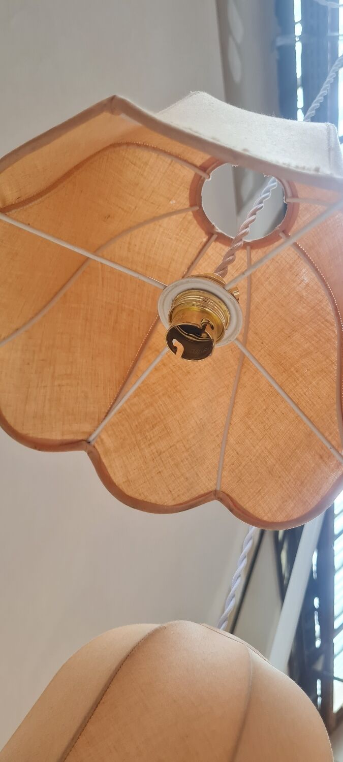 Pair of flower suspension